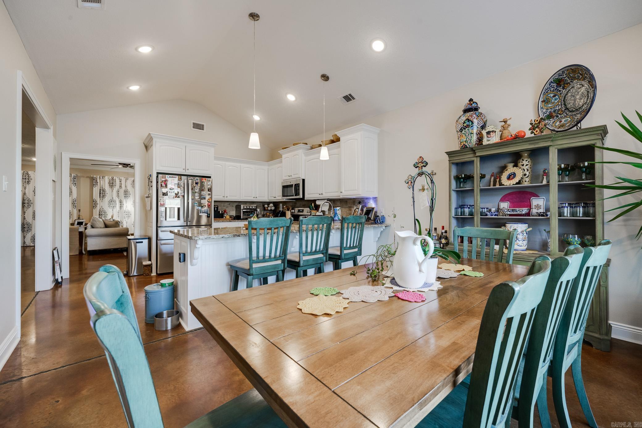 SALEM WOODS - Residential