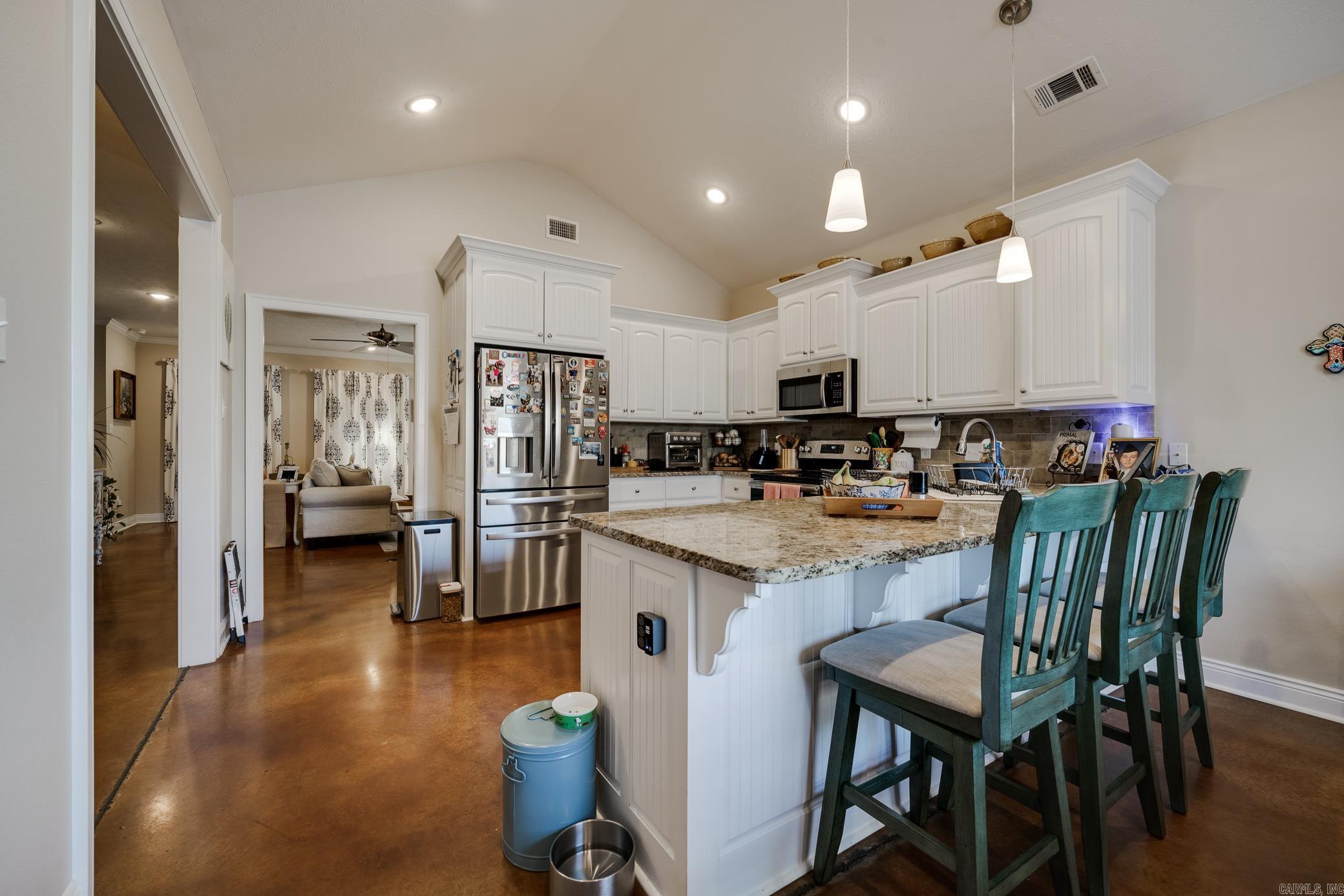 SALEM WOODS - Residential