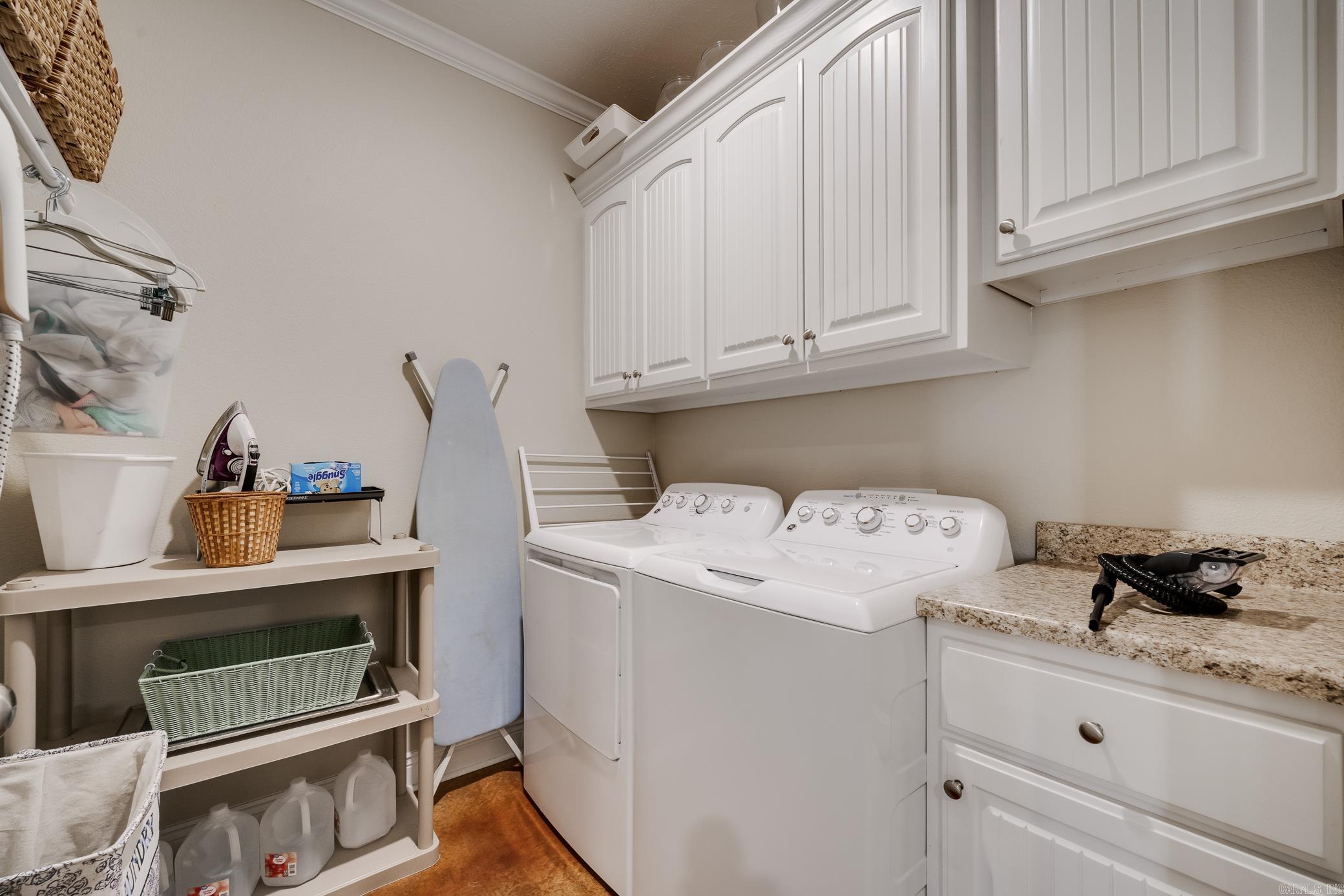 SALEM WOODS - Residential