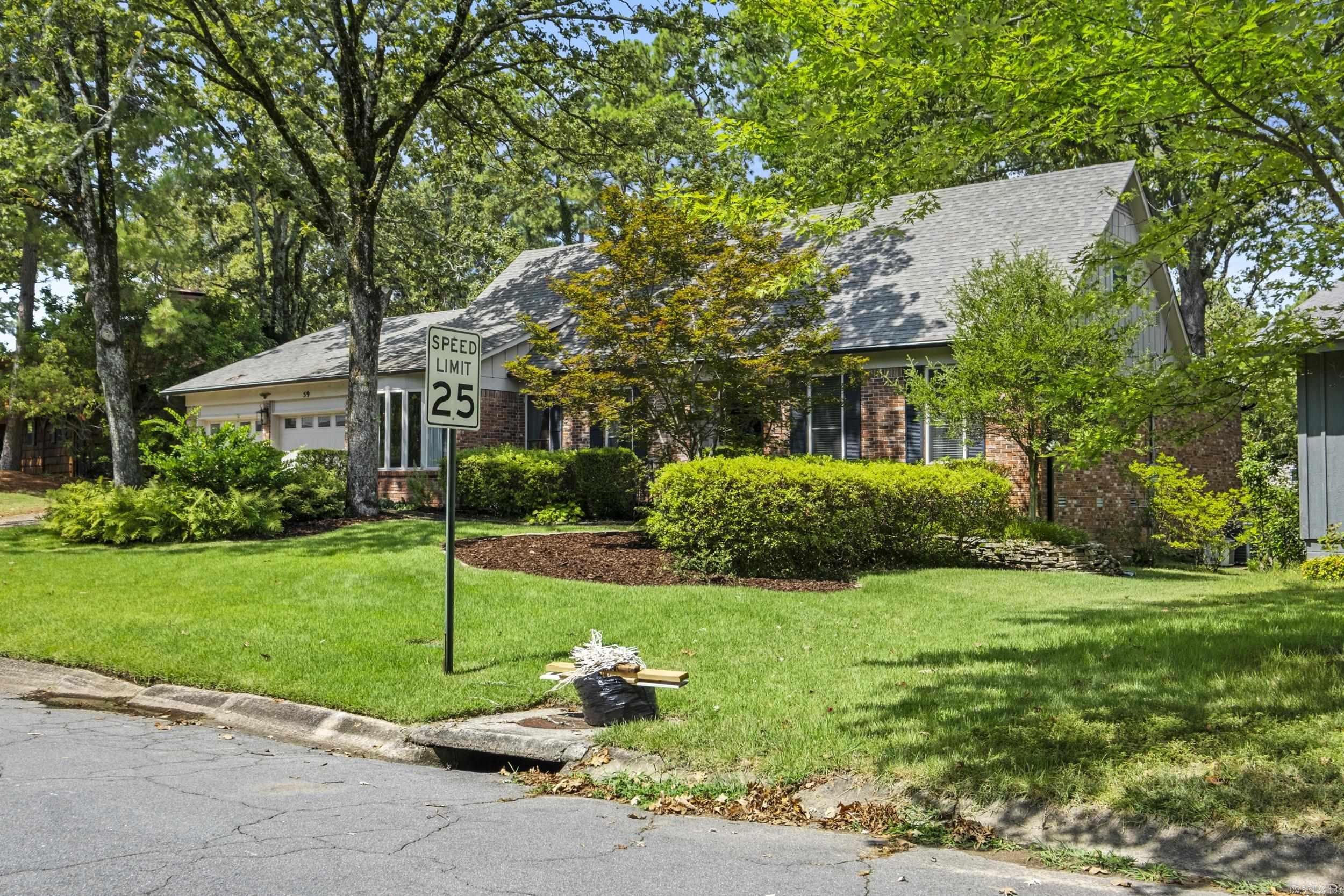 INDIAN HILLS - Residential