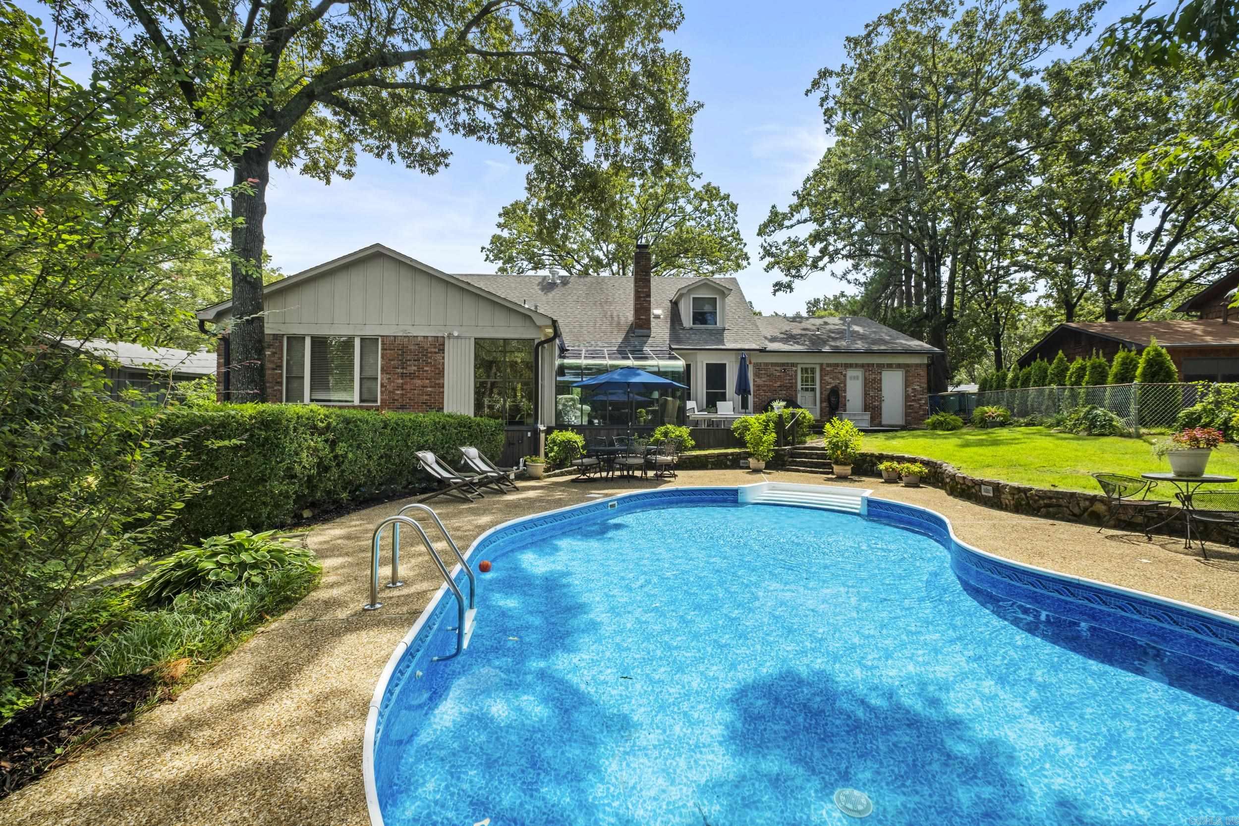 INDIAN HILLS - Residential