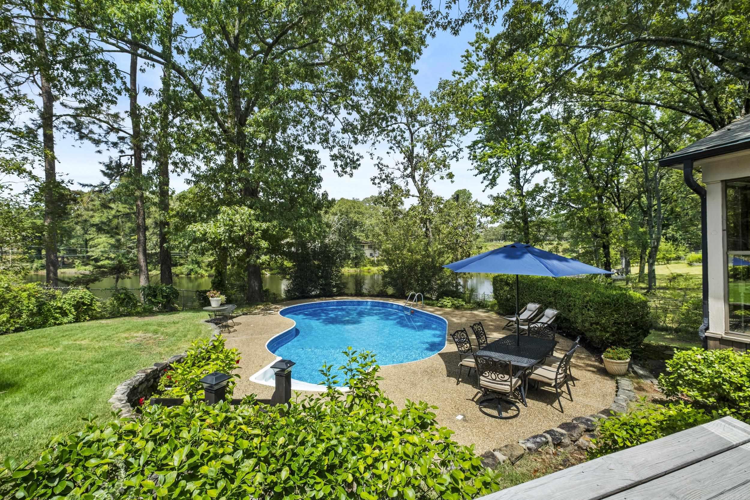 INDIAN HILLS - Residential