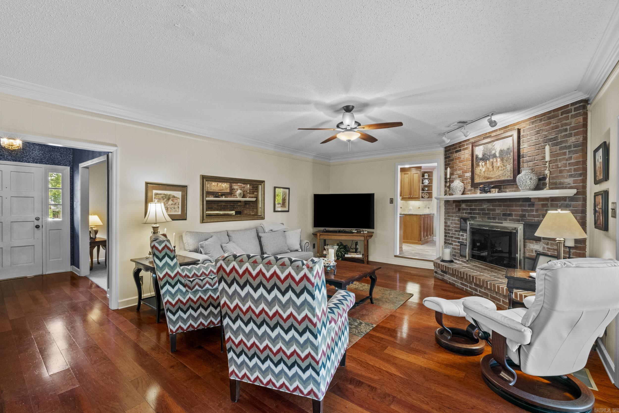 INDIAN HILLS - Residential