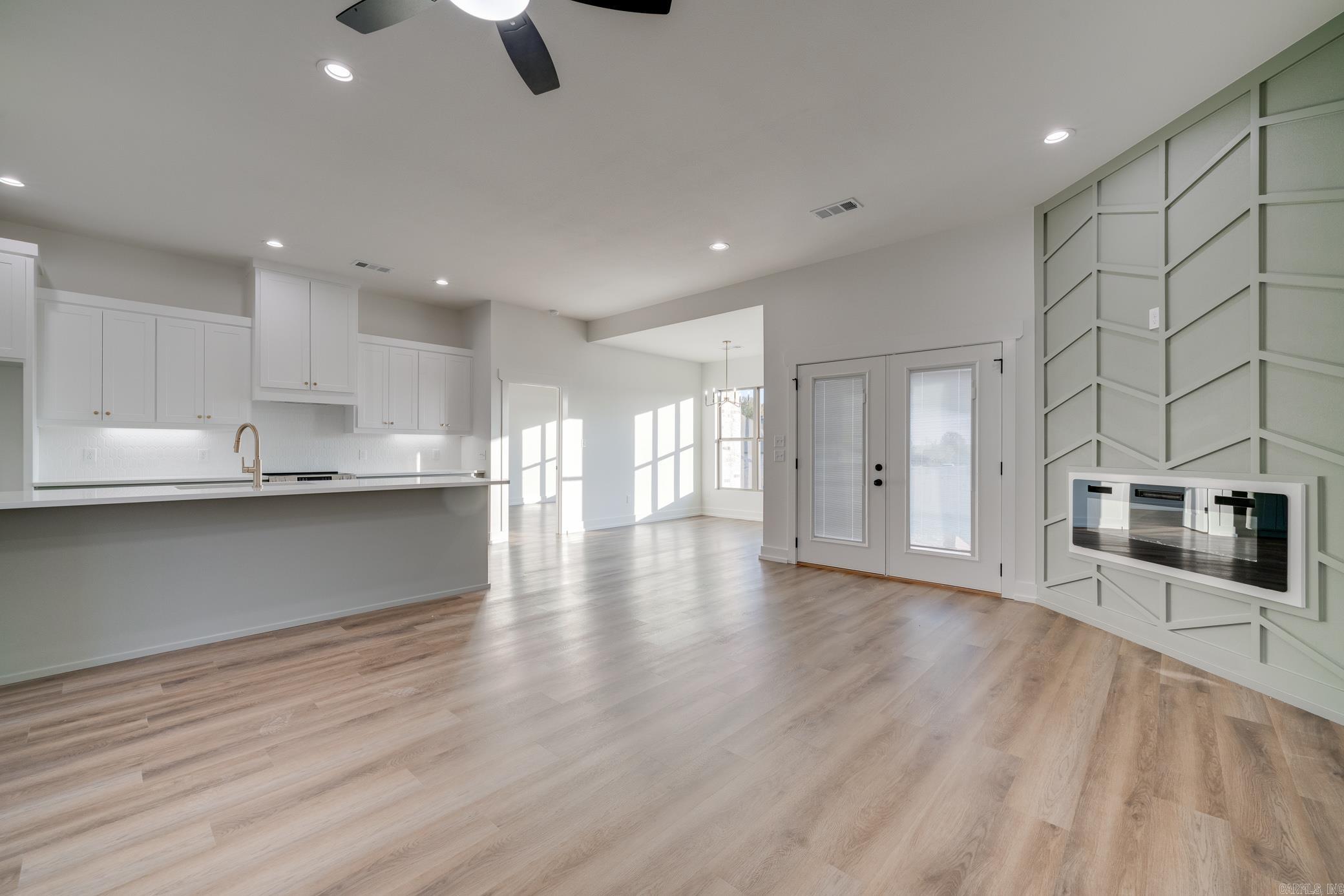 RIDGE VIEW - Residential