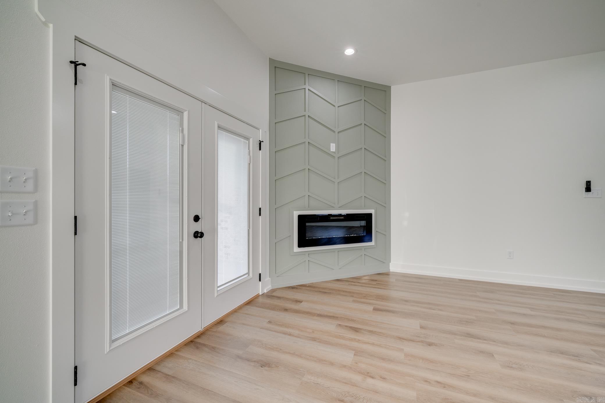 RIDGE VIEW - Residential