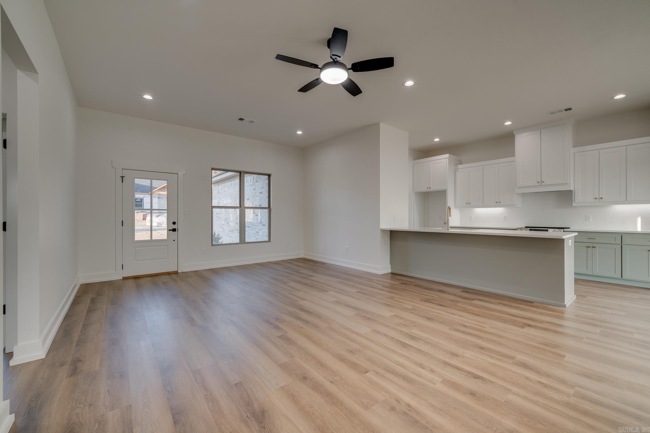 RIDGE VIEW - Residential