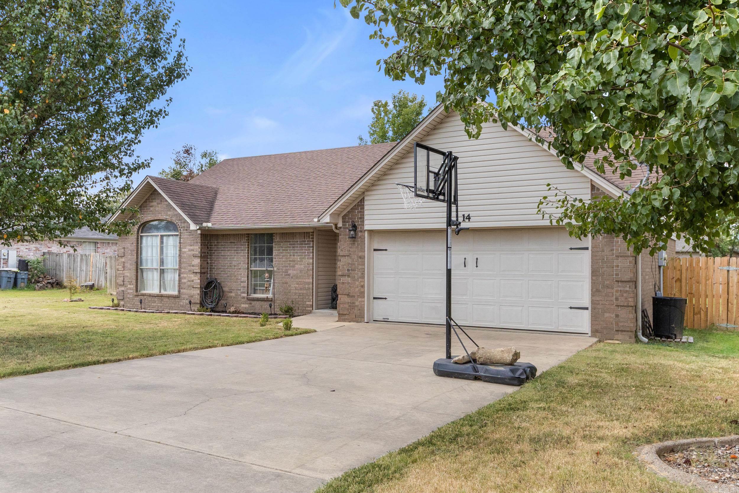 WOODBRIDGE - Residential