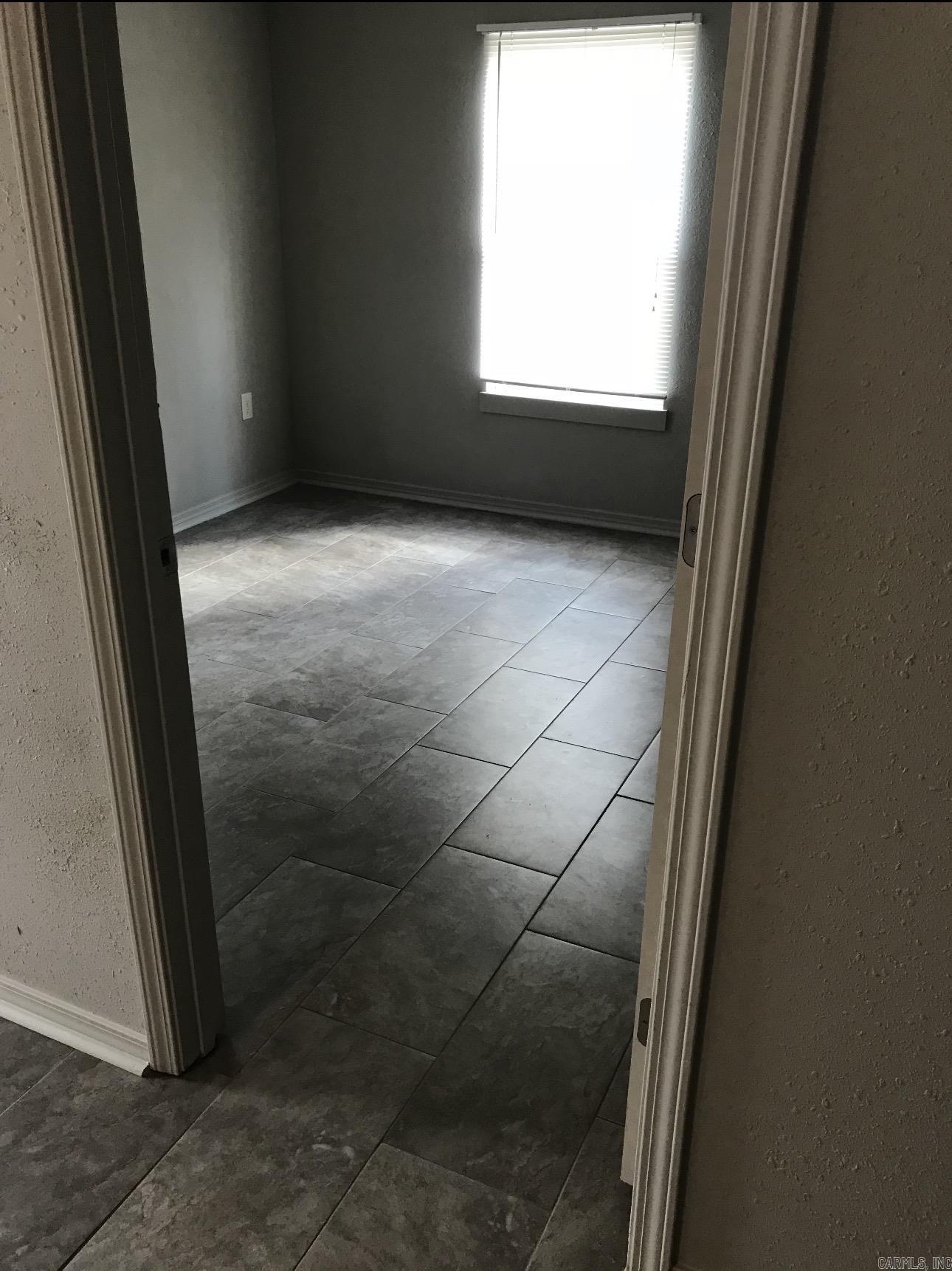 BARROW JOHN - Residential