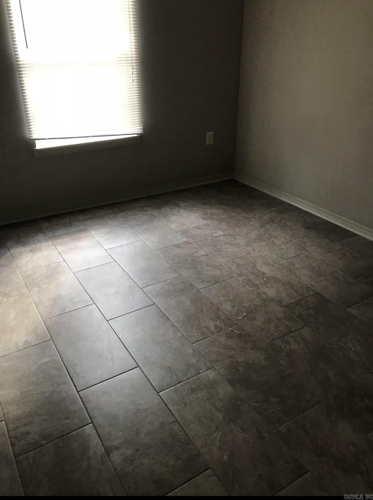 BARROW JOHN - Residential