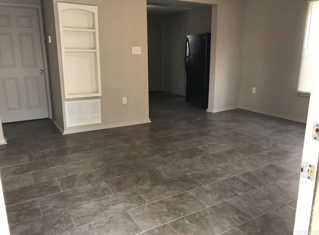 BARROW JOHN - Residential