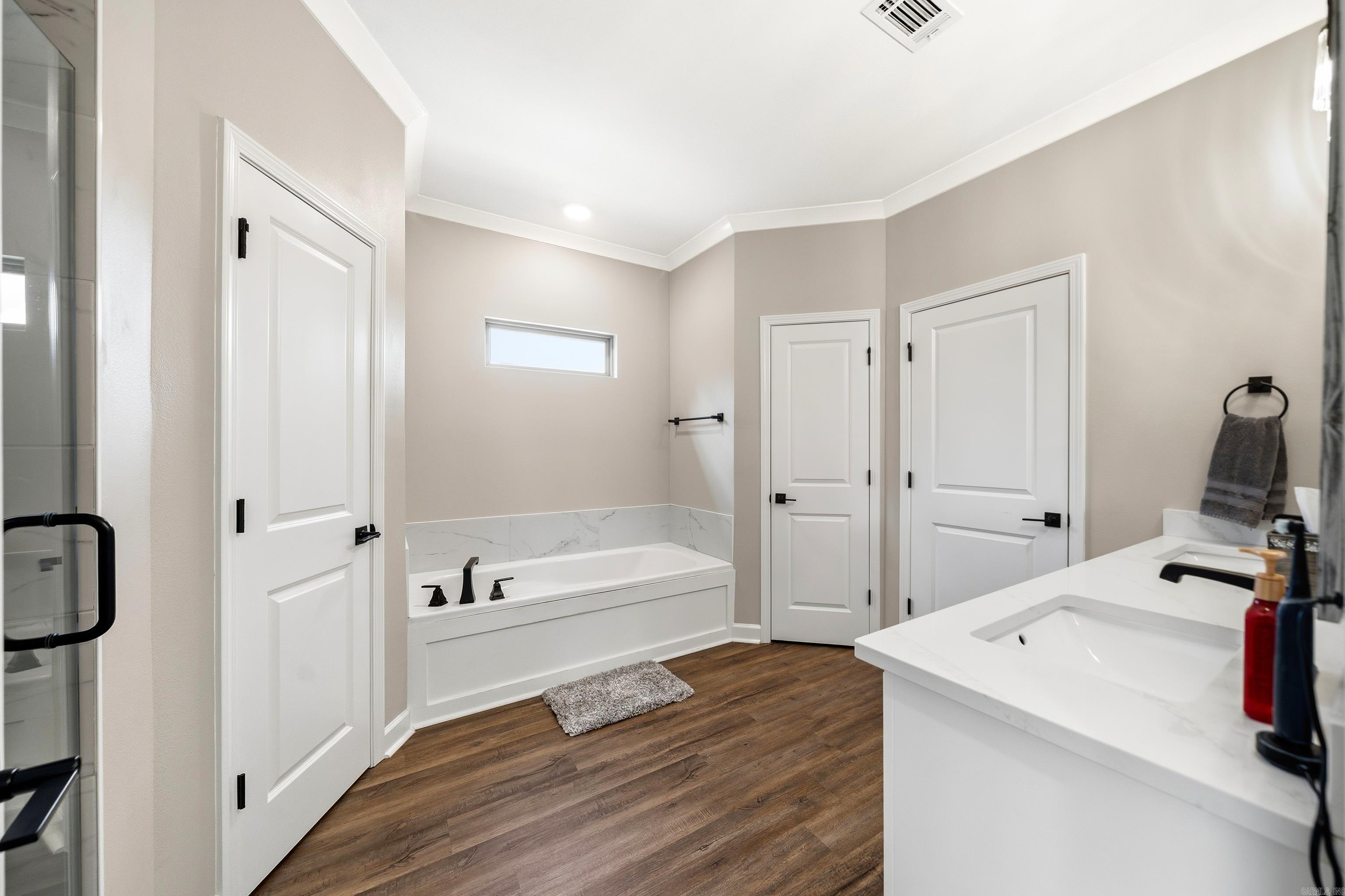 Forest Lakes - Residential