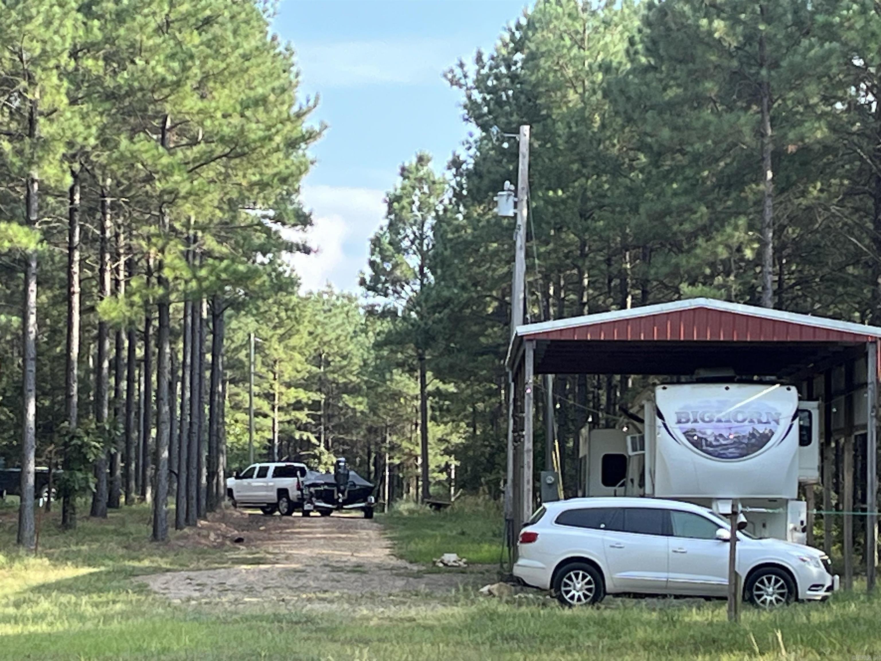 Metes & Bounds - Land