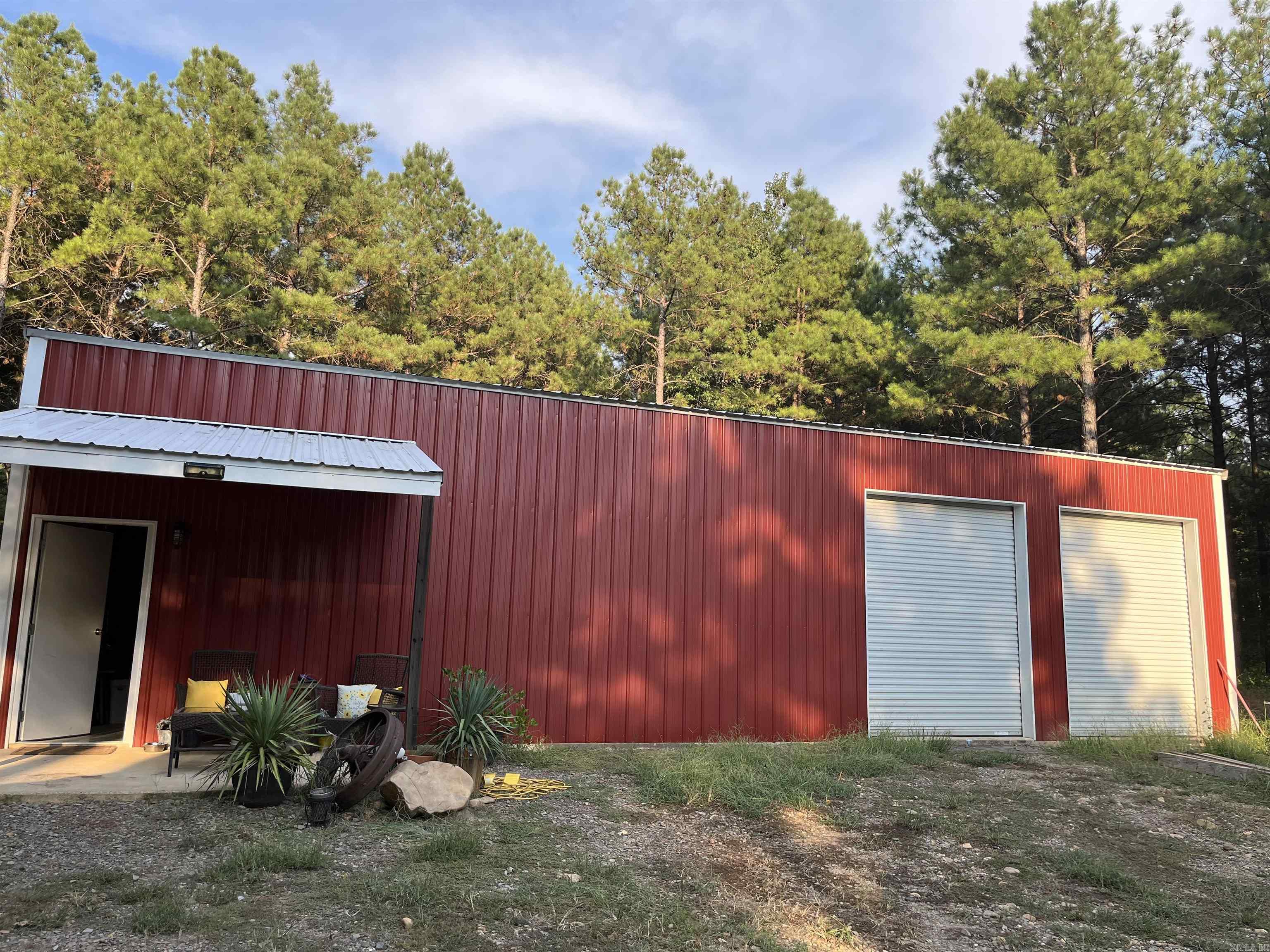 Metes & Bounds - Land