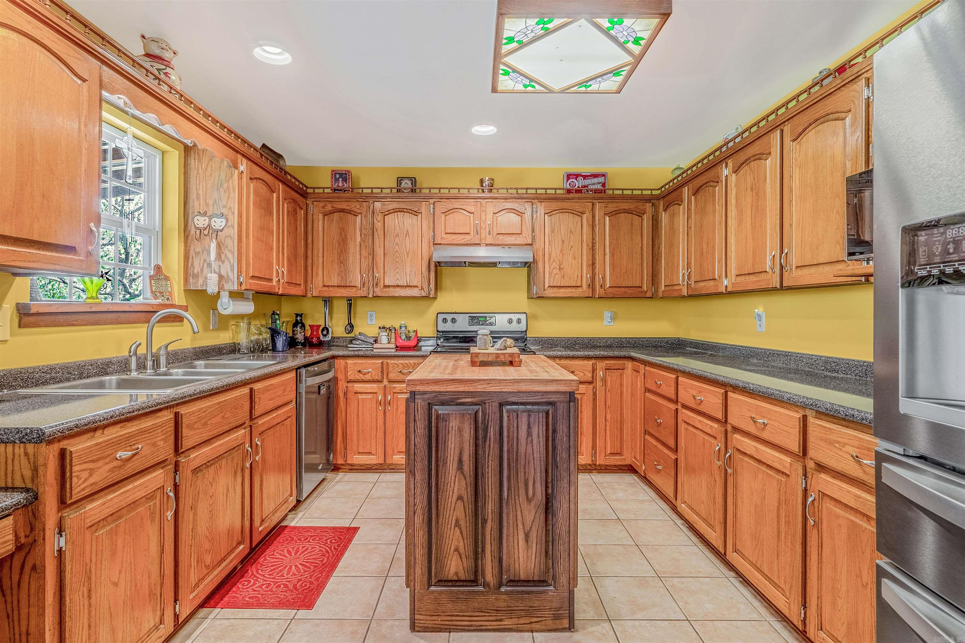 PINE VALLEY EST - Residential