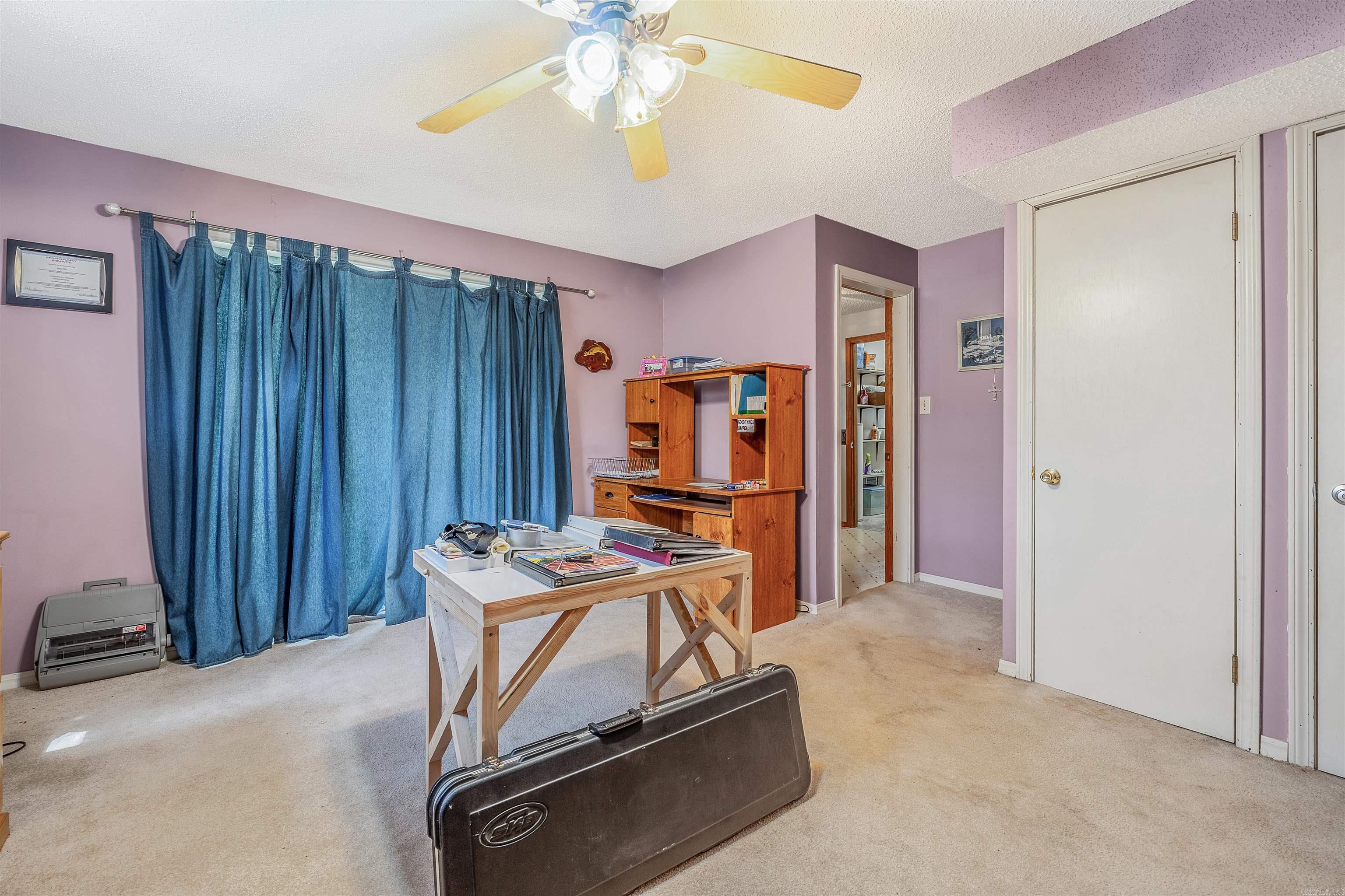 PINE VALLEY EST - Residential