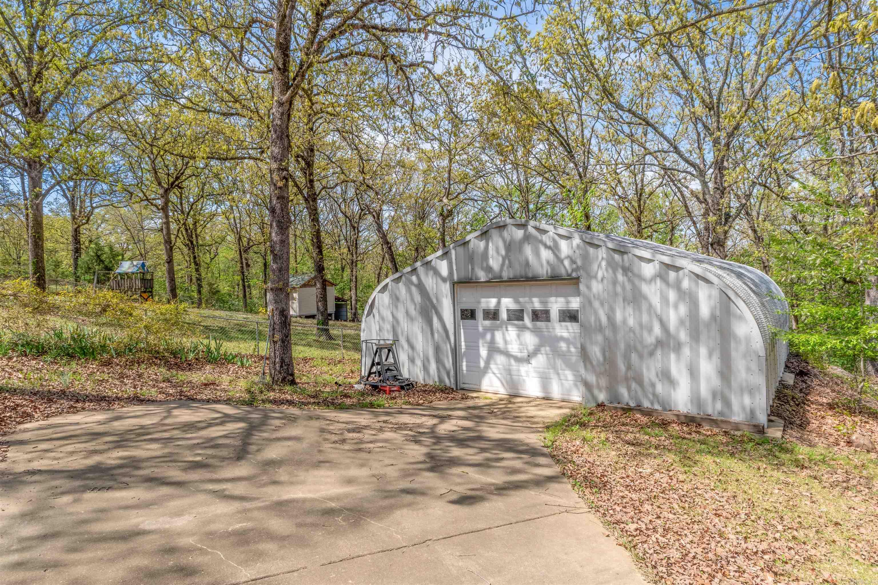 PINE VALLEY EST - Residential