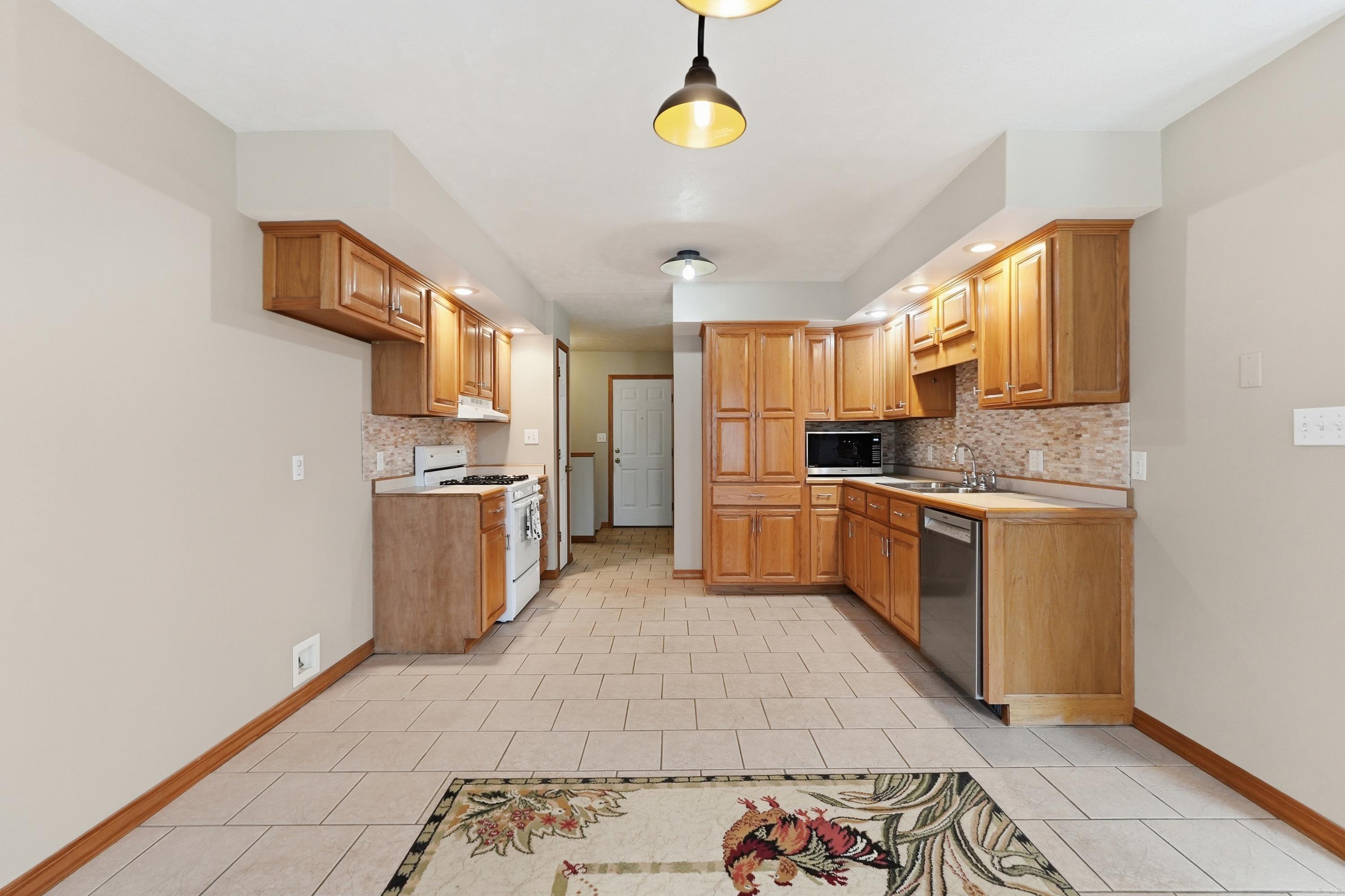 FOX RUN VILLAGE - Residential