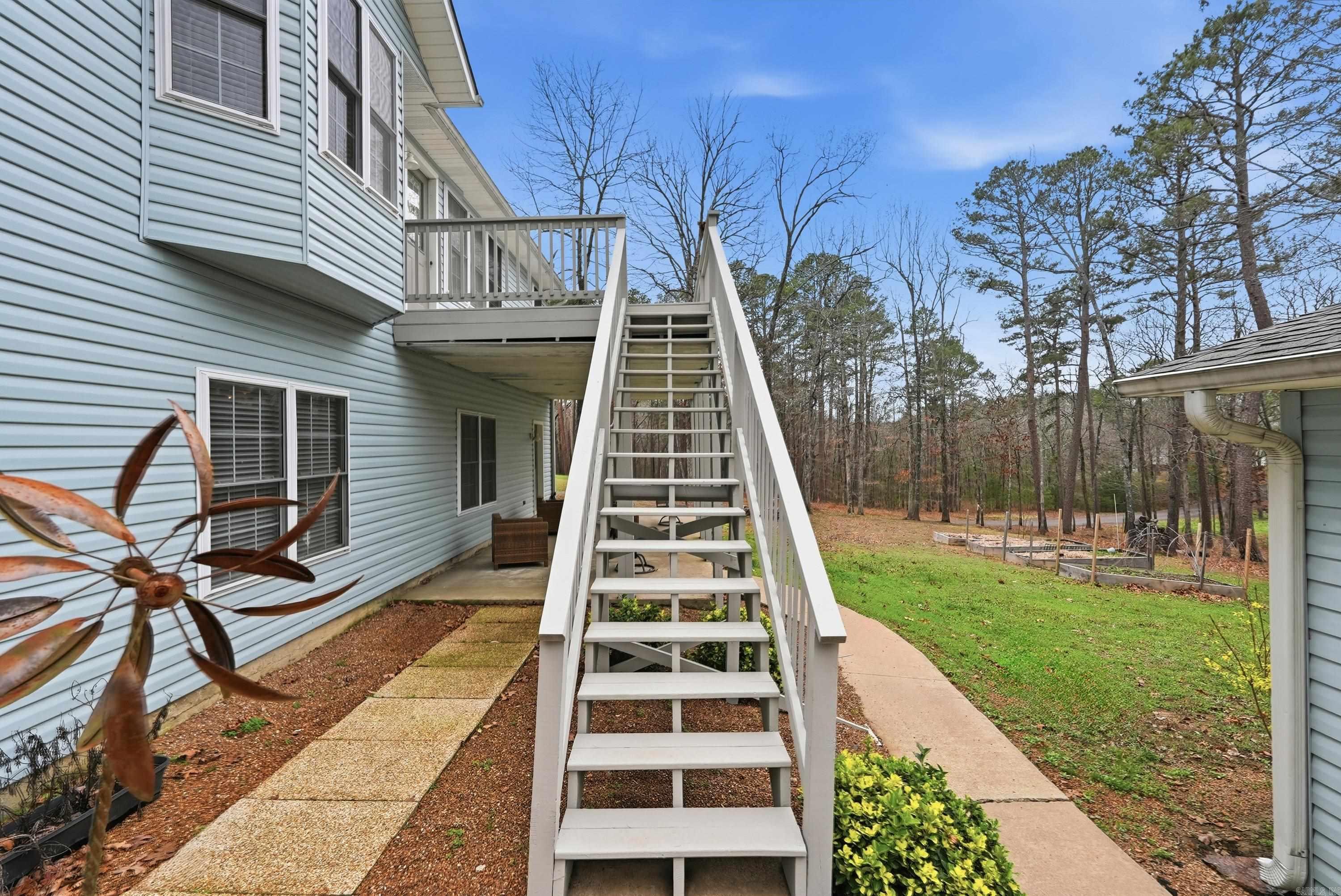 FOX RUN VILLAGE - Residential