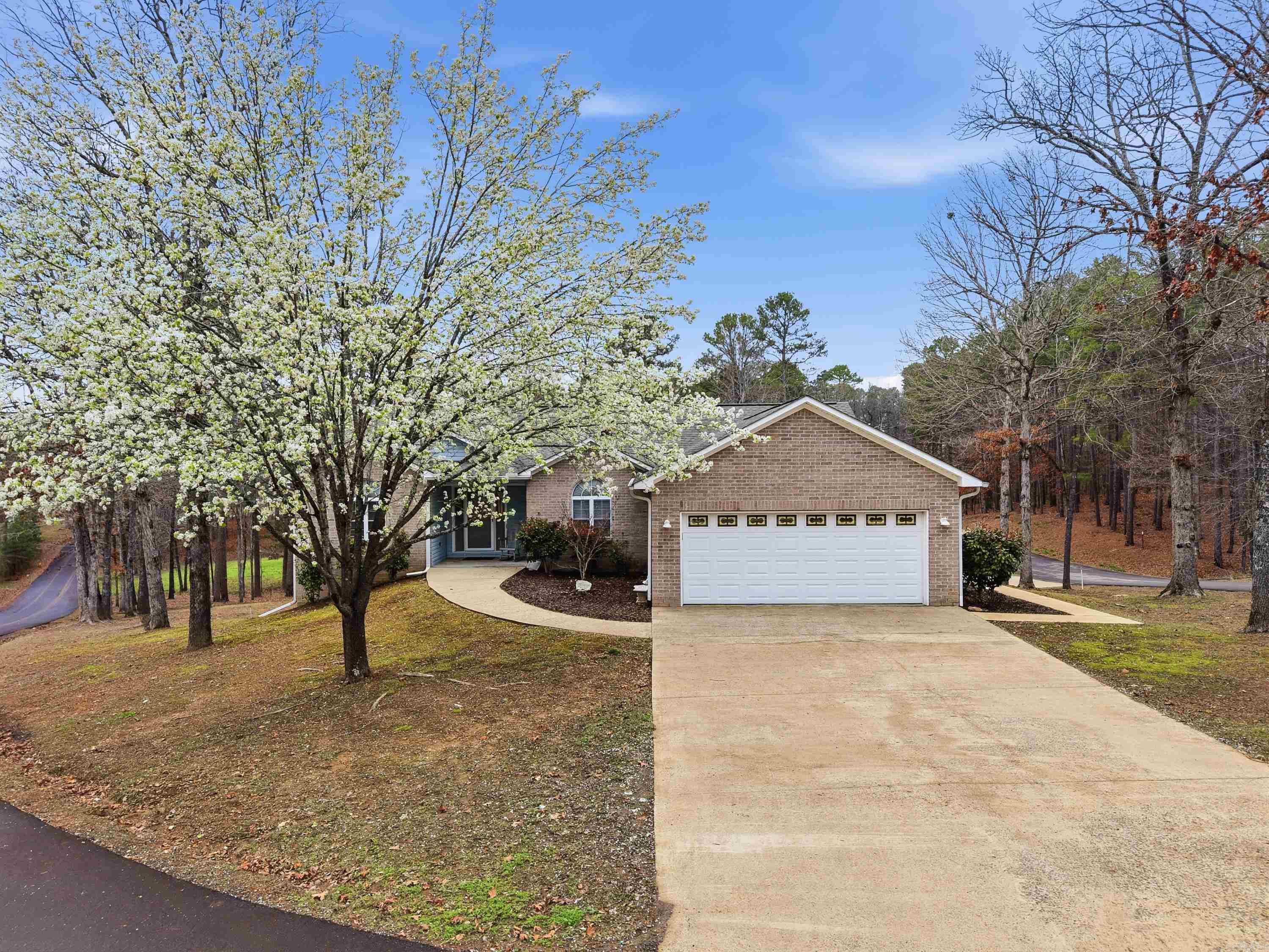 FOX RUN VILLAGE - Residential