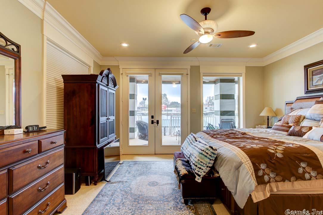 Paradise Lake Village Townhomes - Residential