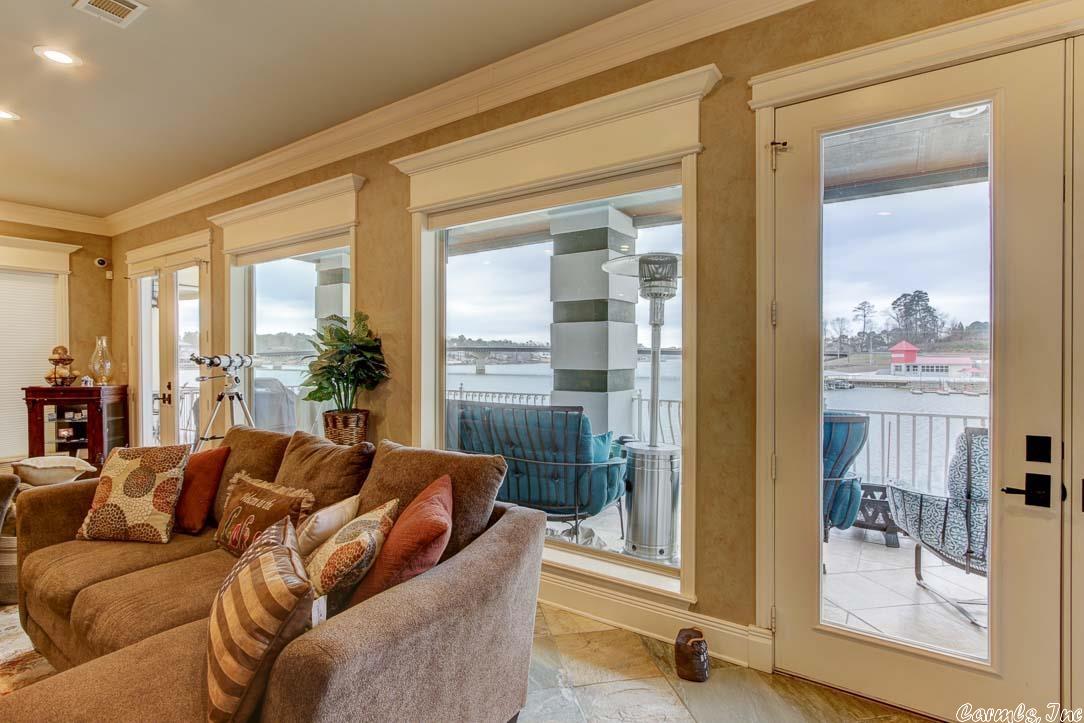 Paradise Lake Village Townhomes - Residential