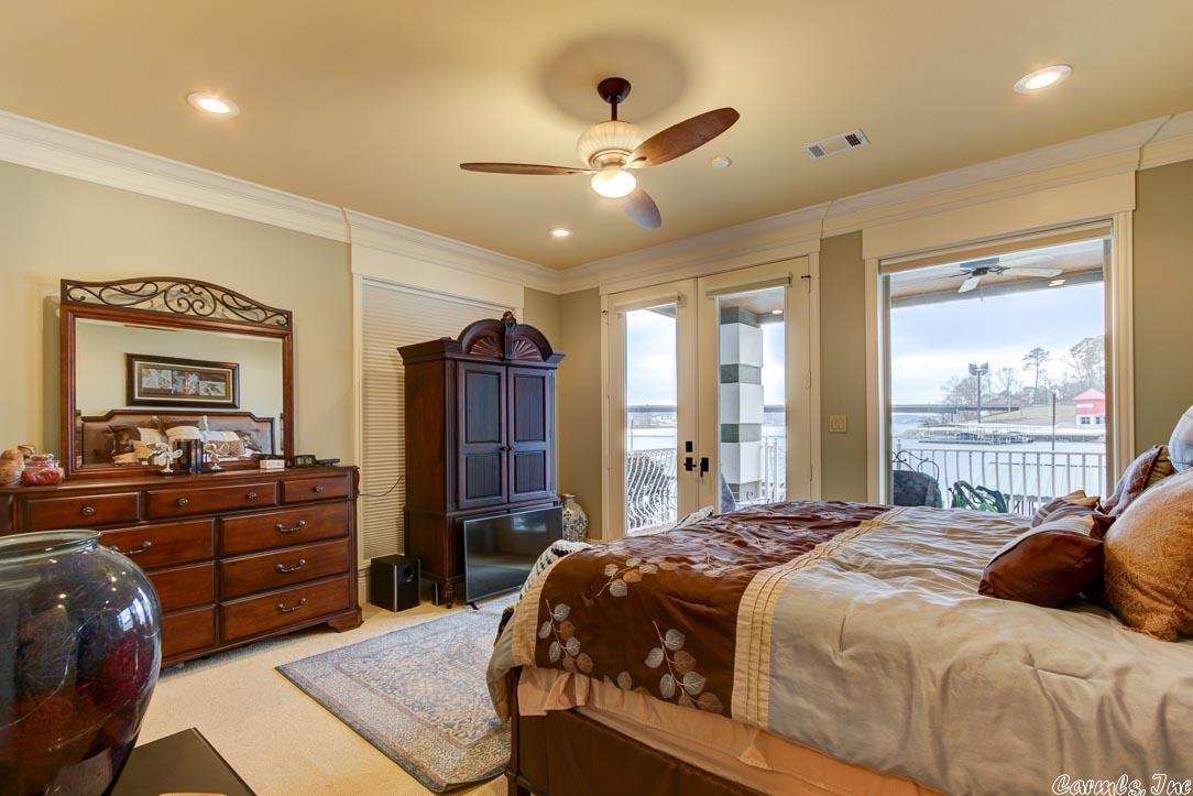 Paradise Lake Village Townhomes - Residential