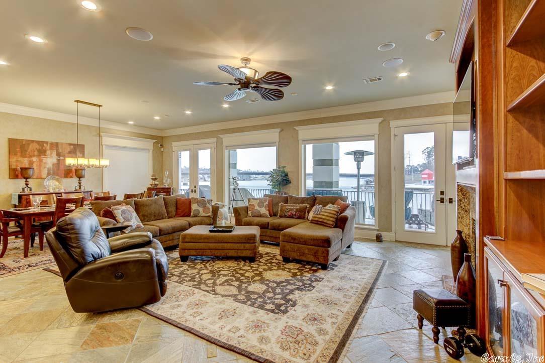 Paradise Lake Village Townhomes - Residential