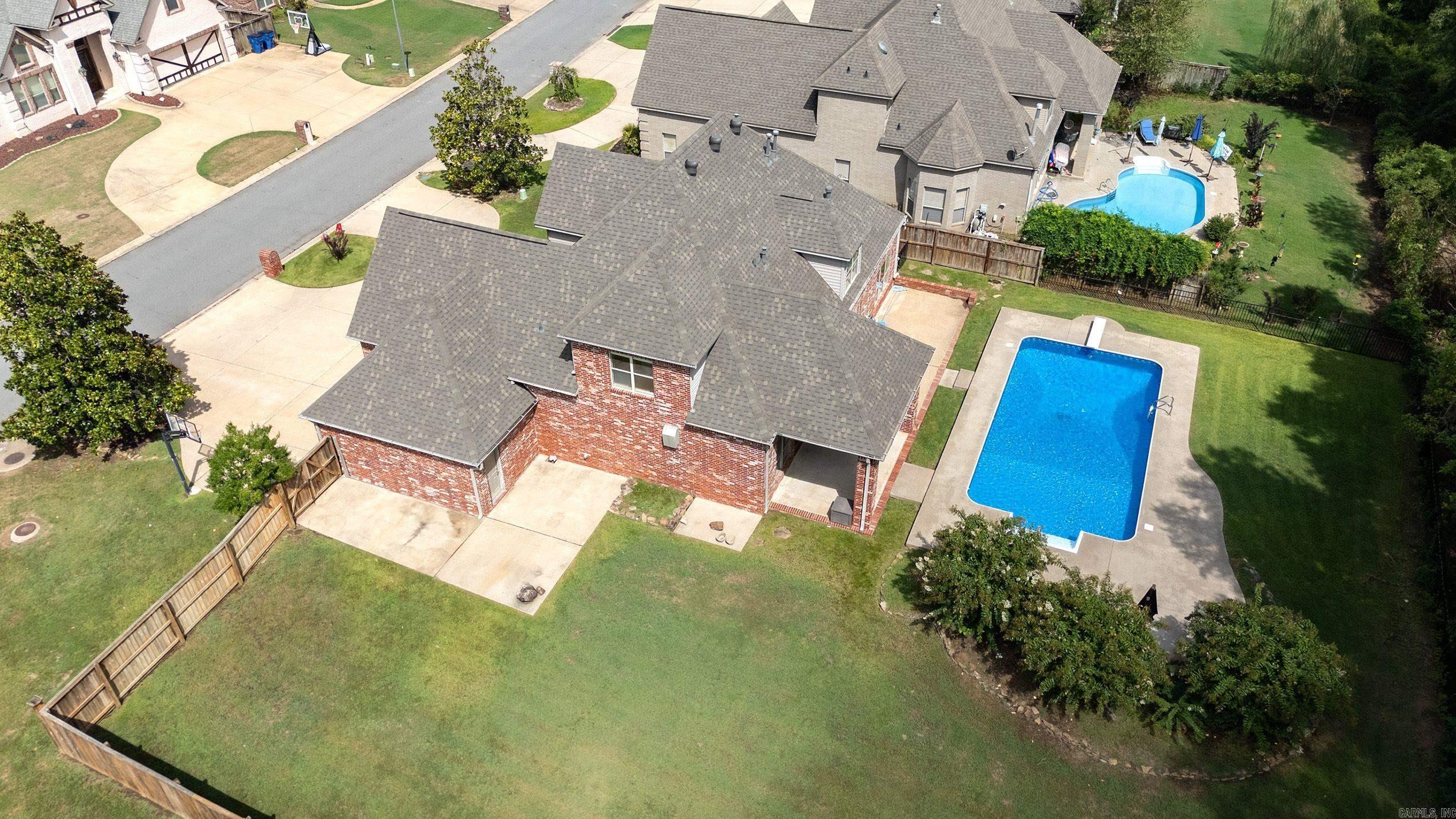 COUNTRY CLUB OF ARK THE - Residential