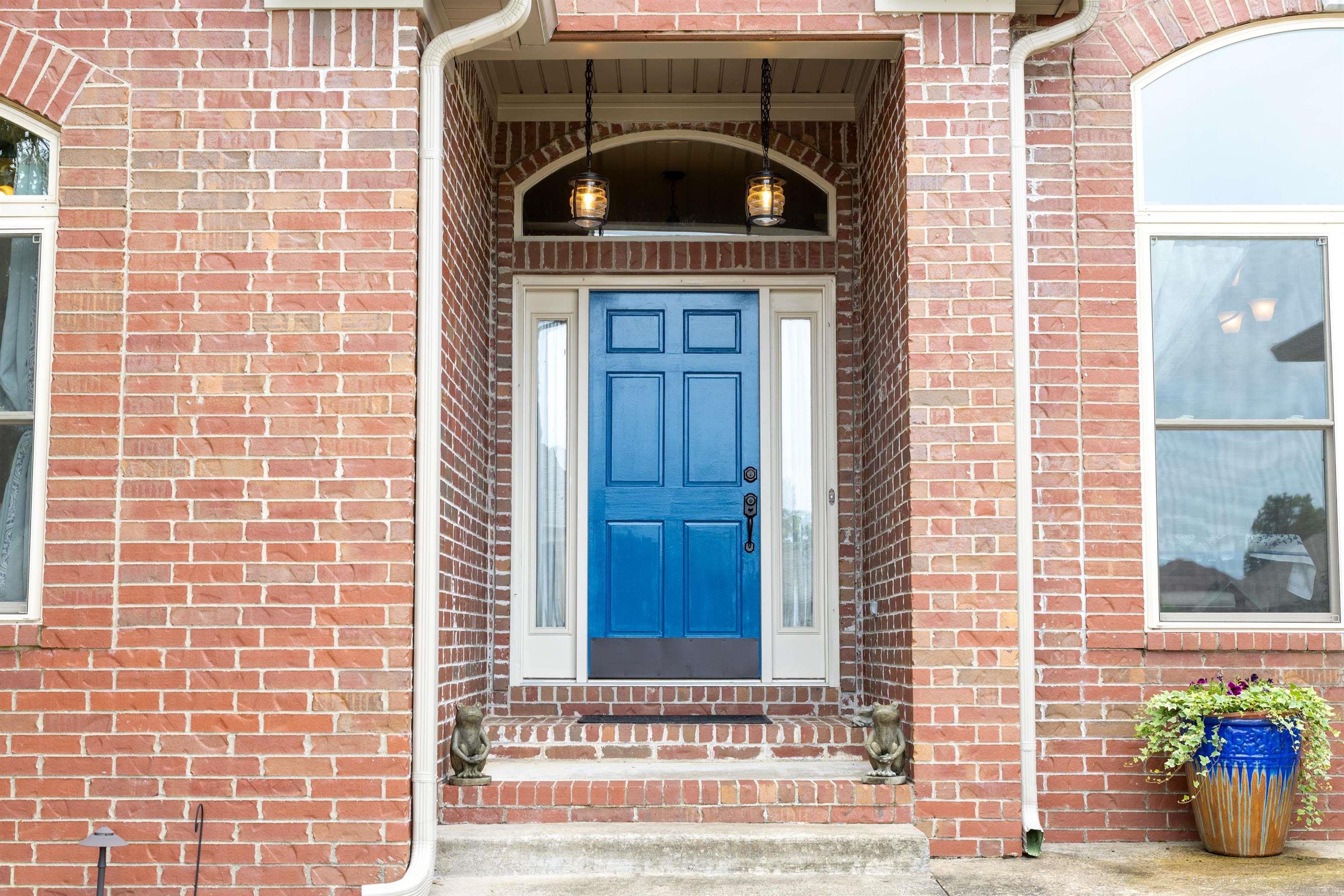 MILLERS CROSSING - Residential