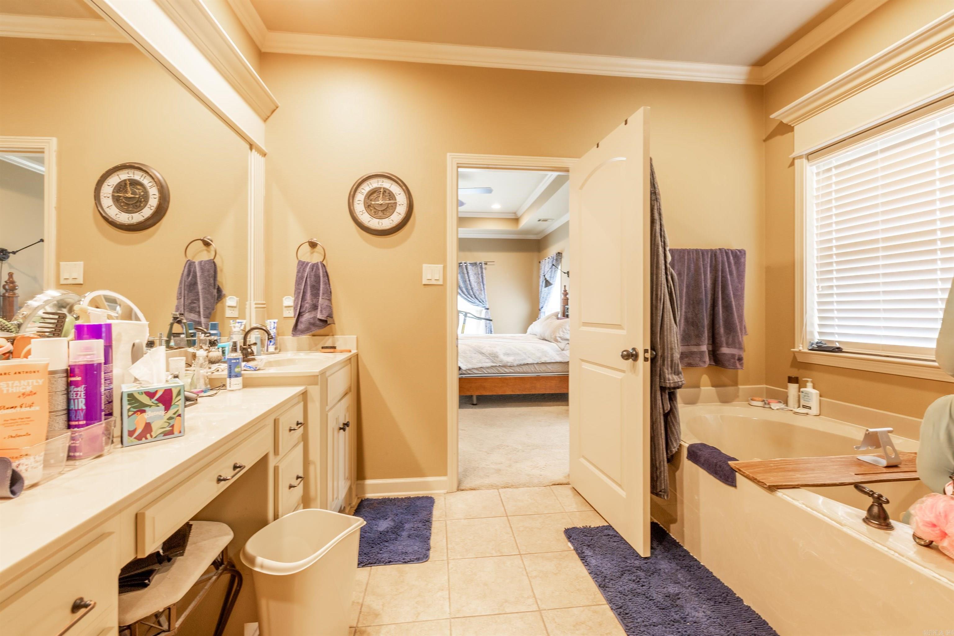 MILLERS CROSSING - Residential