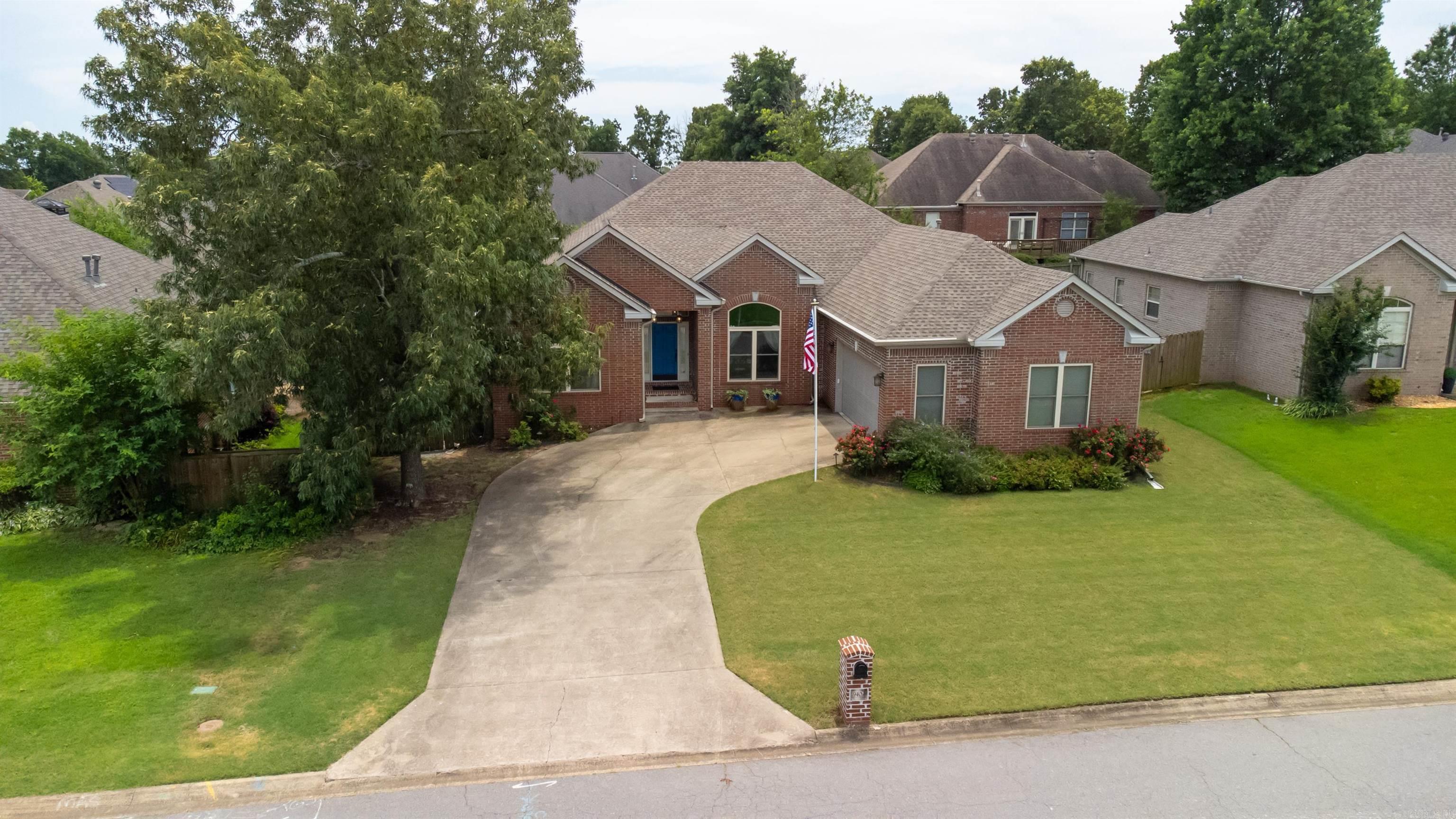 MILLERS CROSSING - Residential