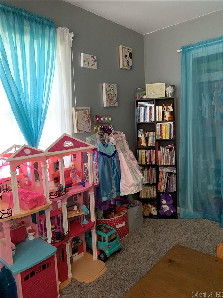 ROLLING ACRES - Residential