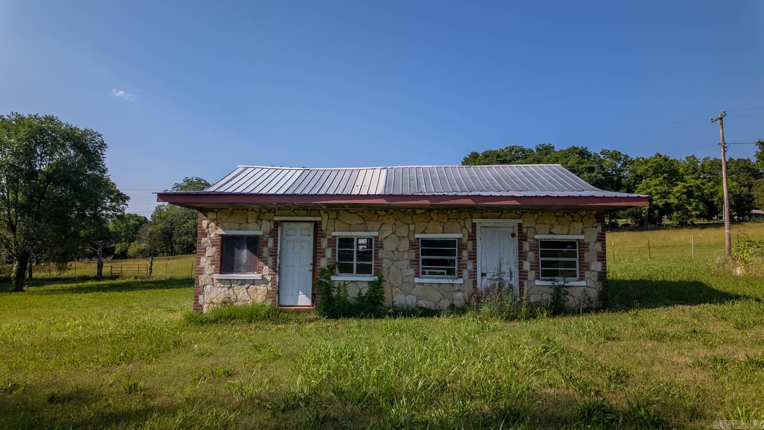 Not in Subdivision - Residential Income