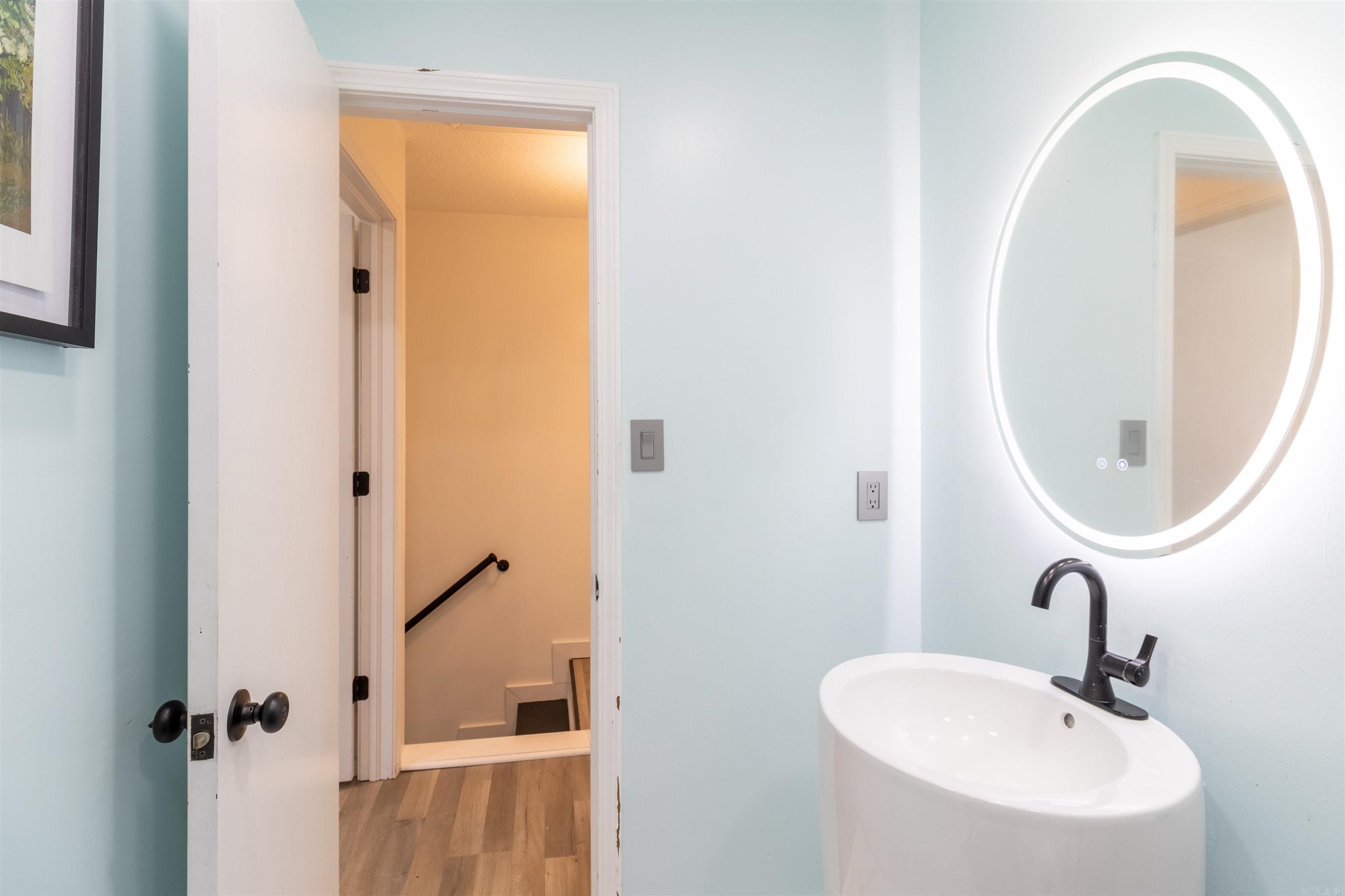 UNIVERSITY ESTATES - Residential