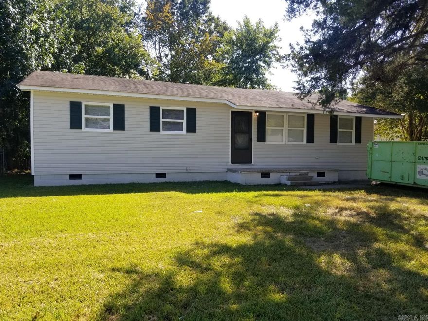 Newly Renovated 3 Bedroom PLUS BONUS ROOM (Can be 4th Bedroom, Office/Study, etc.), 1 Bathroom Home - in Super Convenient SW LR Location!  Quiet Neighborhood - Corner Lot!  Close to all major interstates and travel routes - all the amenities.. This one is tucked away, but right off Interstate 30 - walking distance to local FedEx facility.. only 2.5 miles to Bass Pro Shops & The Outlets of Little Rock, as well as an Amazon Hub...