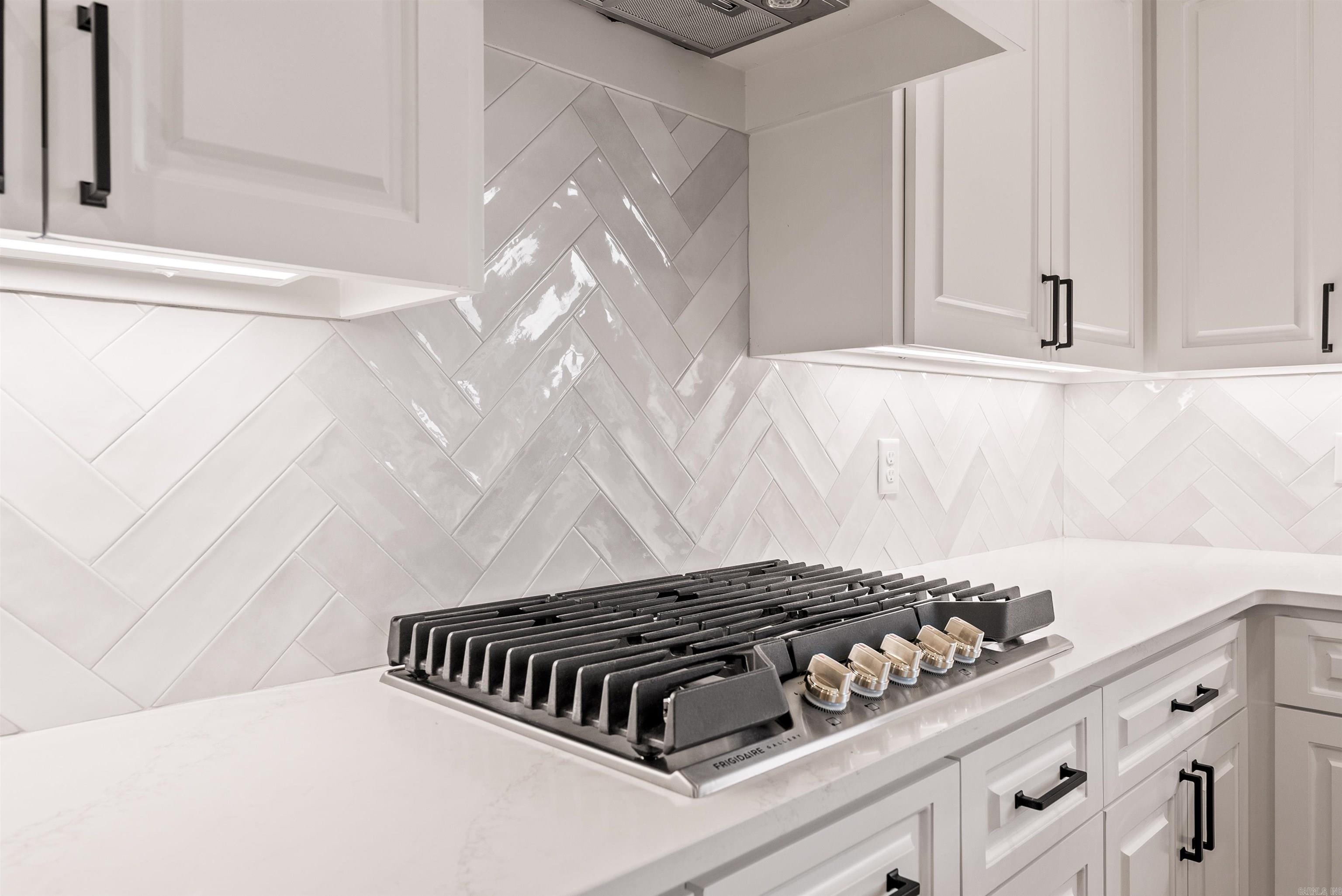 SIENNA LAKE - Residential