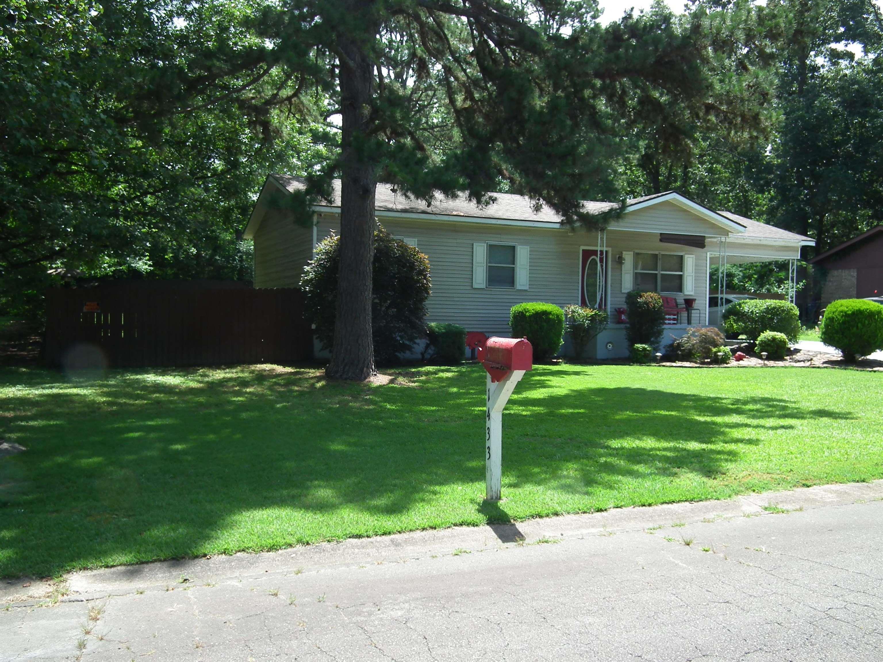 MEADOWBROOK - Residential