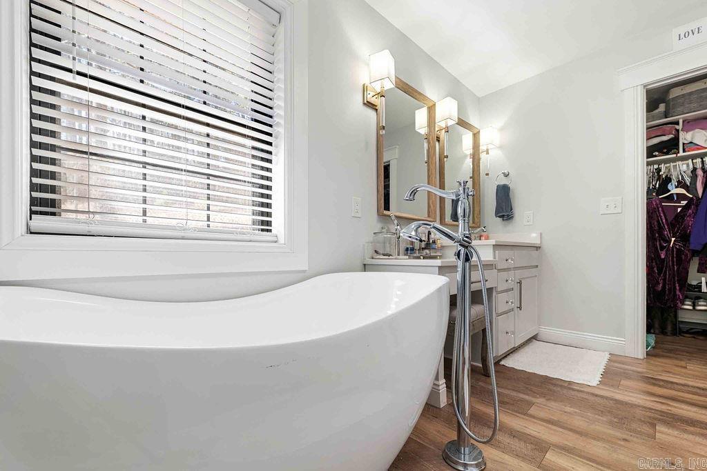 CLINTON ORIGINAL - Residential