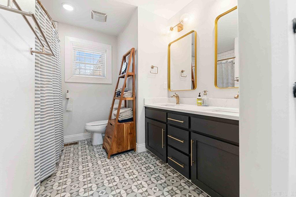 CLINTON ORIGINAL - Residential