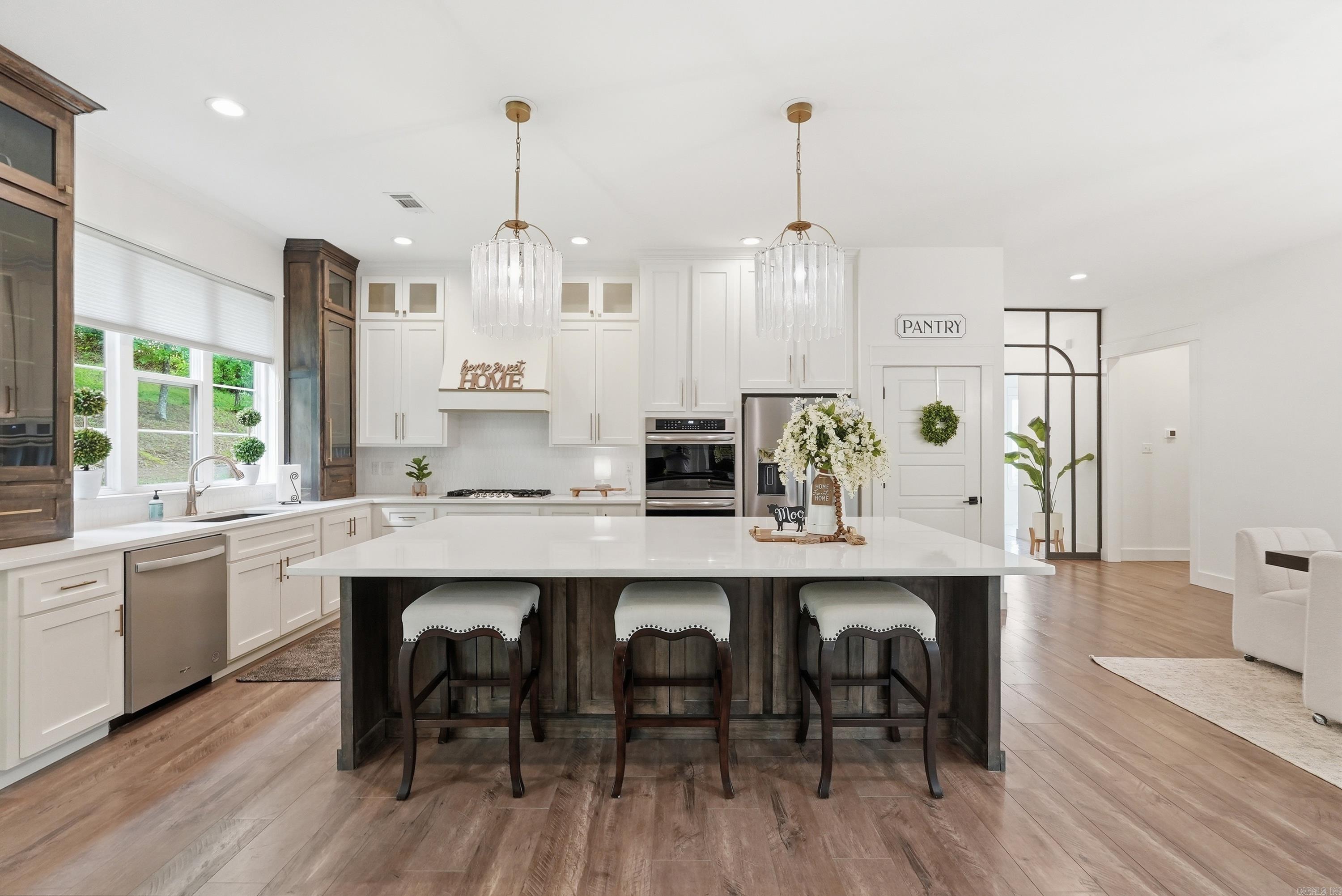 Ridge Point - Residential