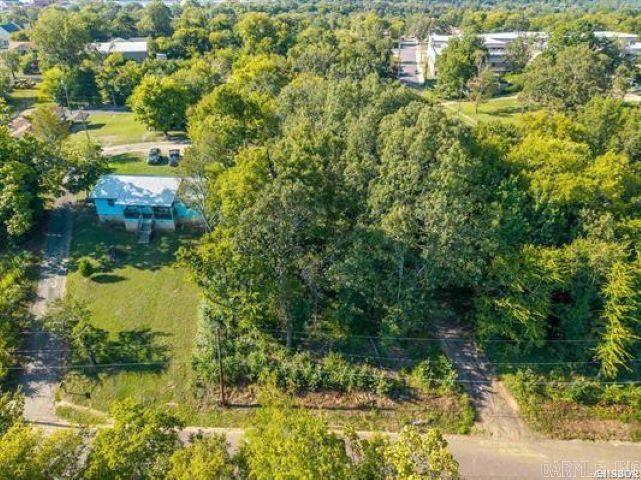 Williamson & Gaines - Land