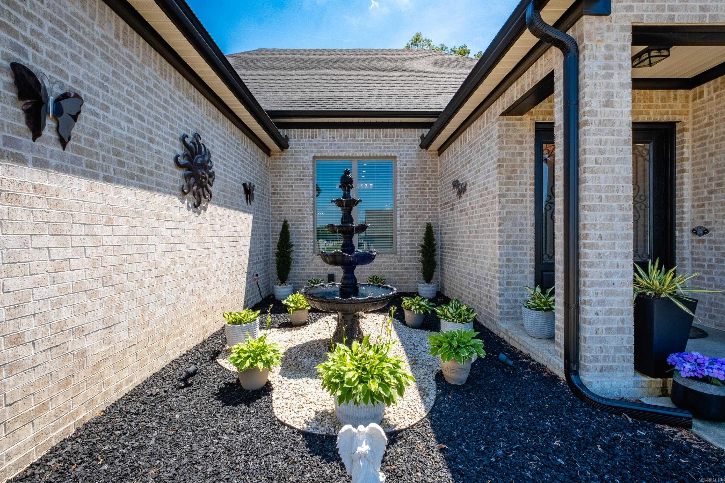 COUNTRY CLUB OF AR THE PH XXIV-B - Residential