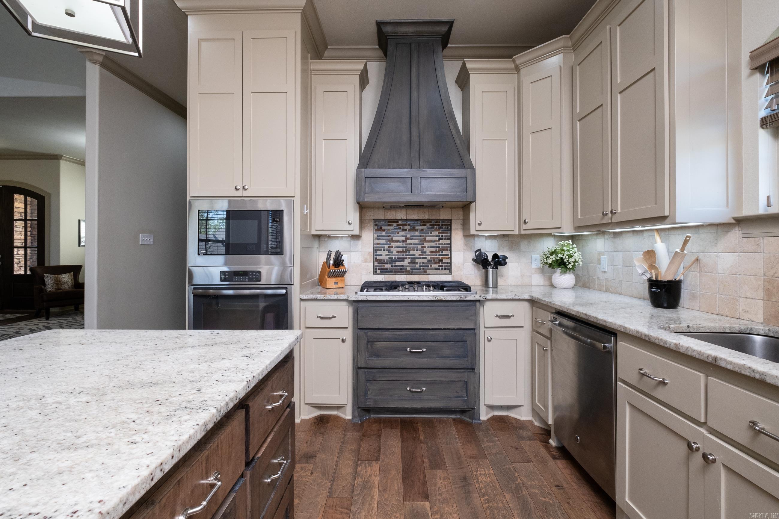 MAUMELLE VALLEY ESTATES - Residential