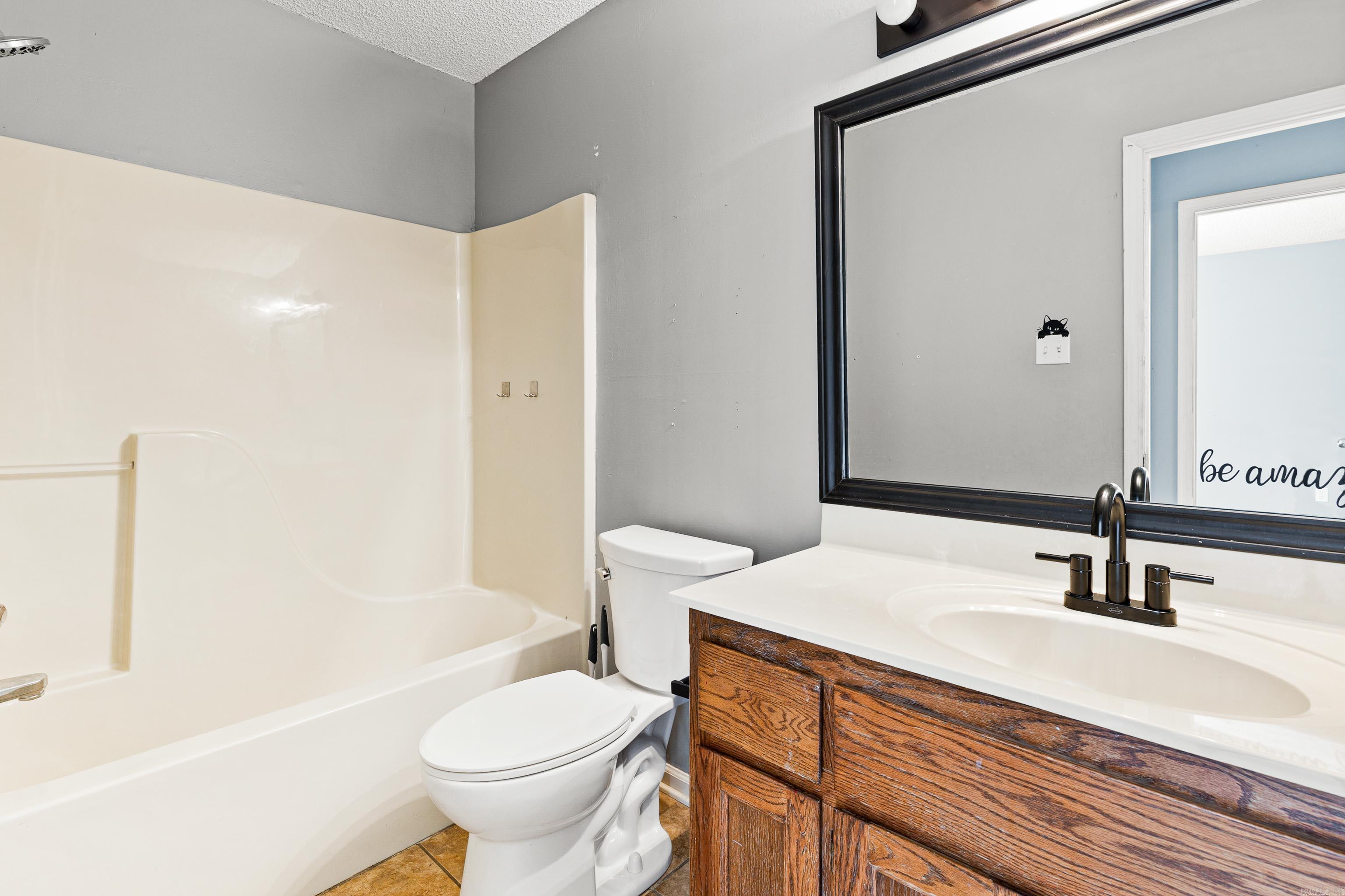 MEADOW CREEK - Residential