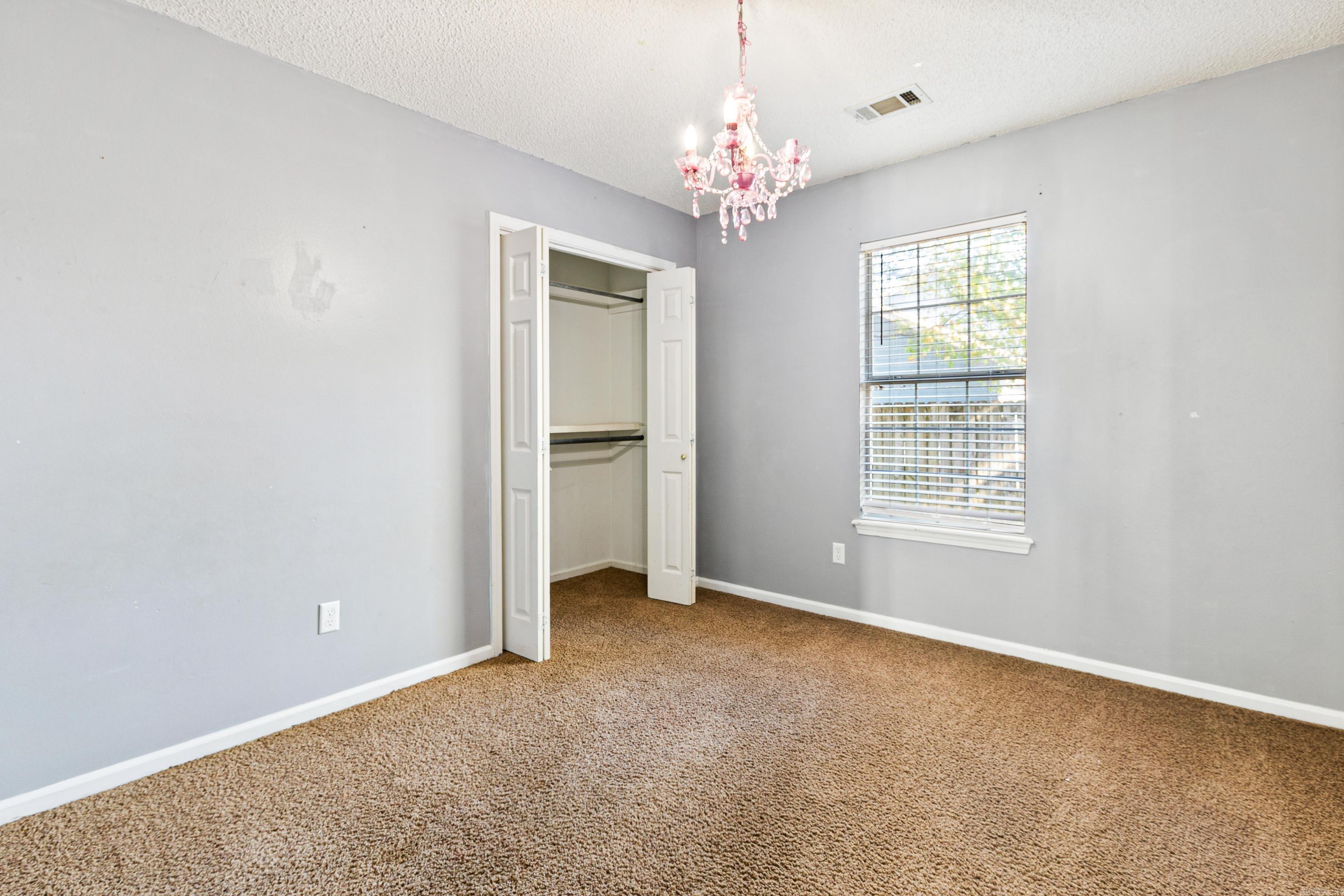 MEADOW CREEK - Residential