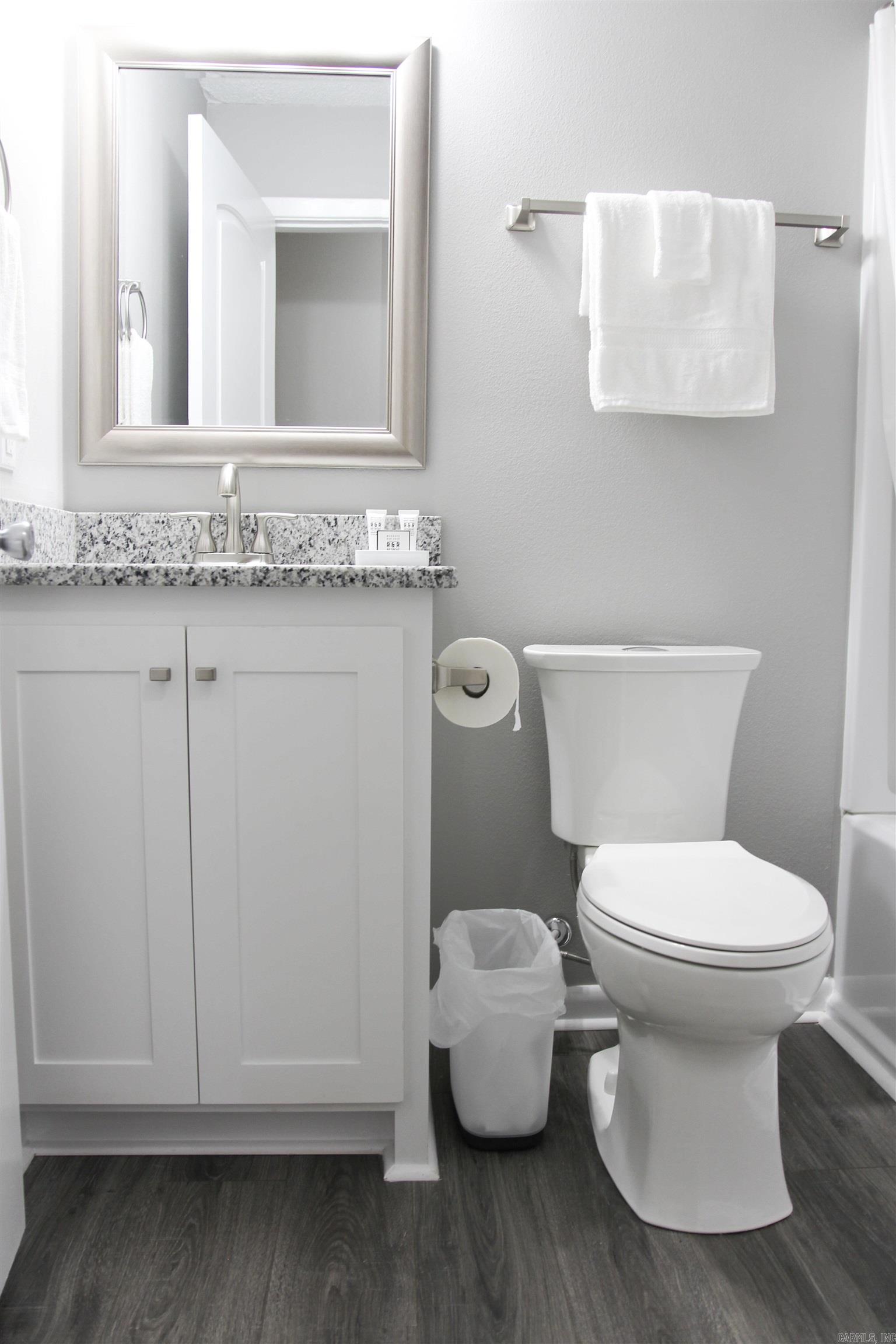 Lessel Estates - Residential Lease