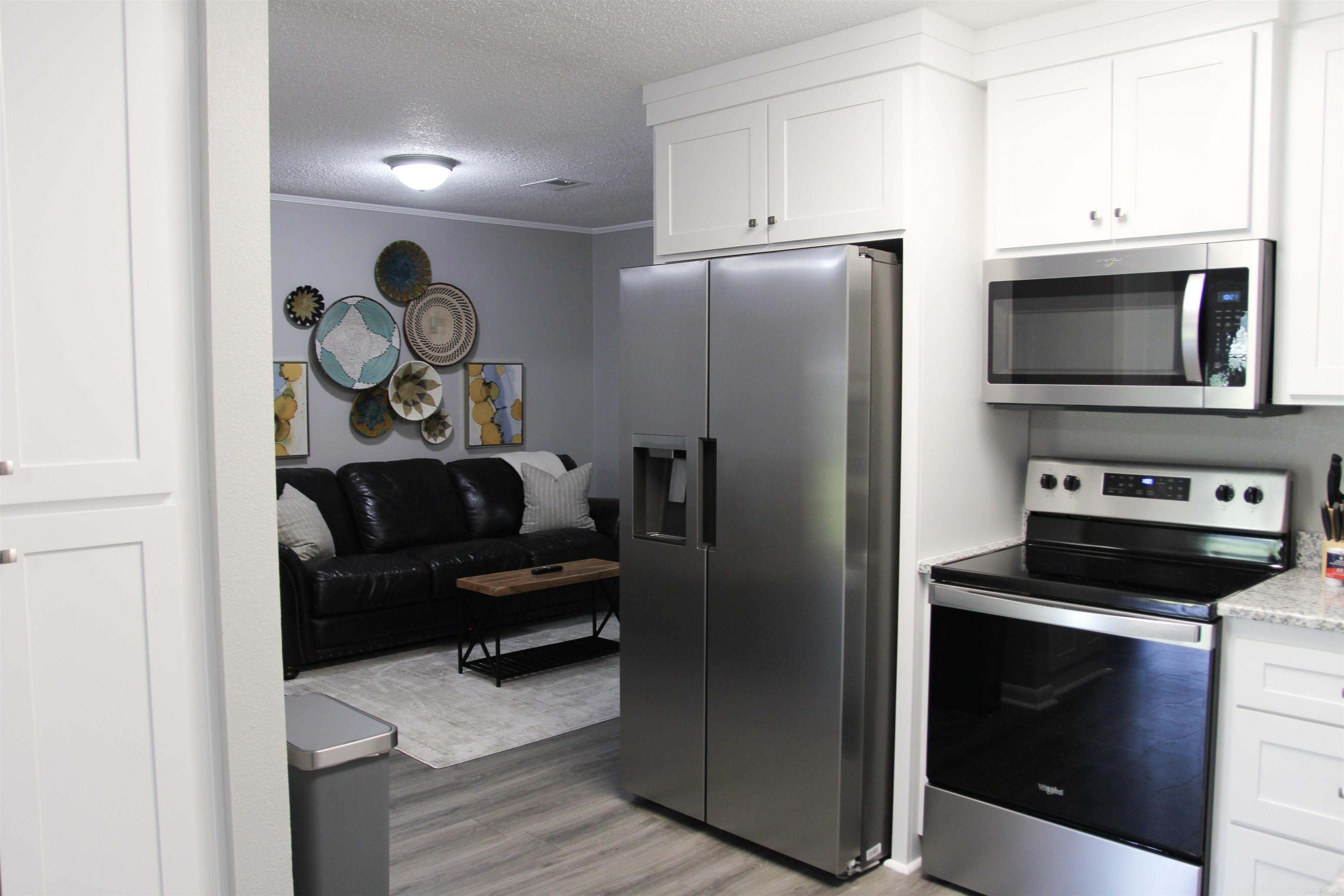 Lessel Estates - Residential Lease