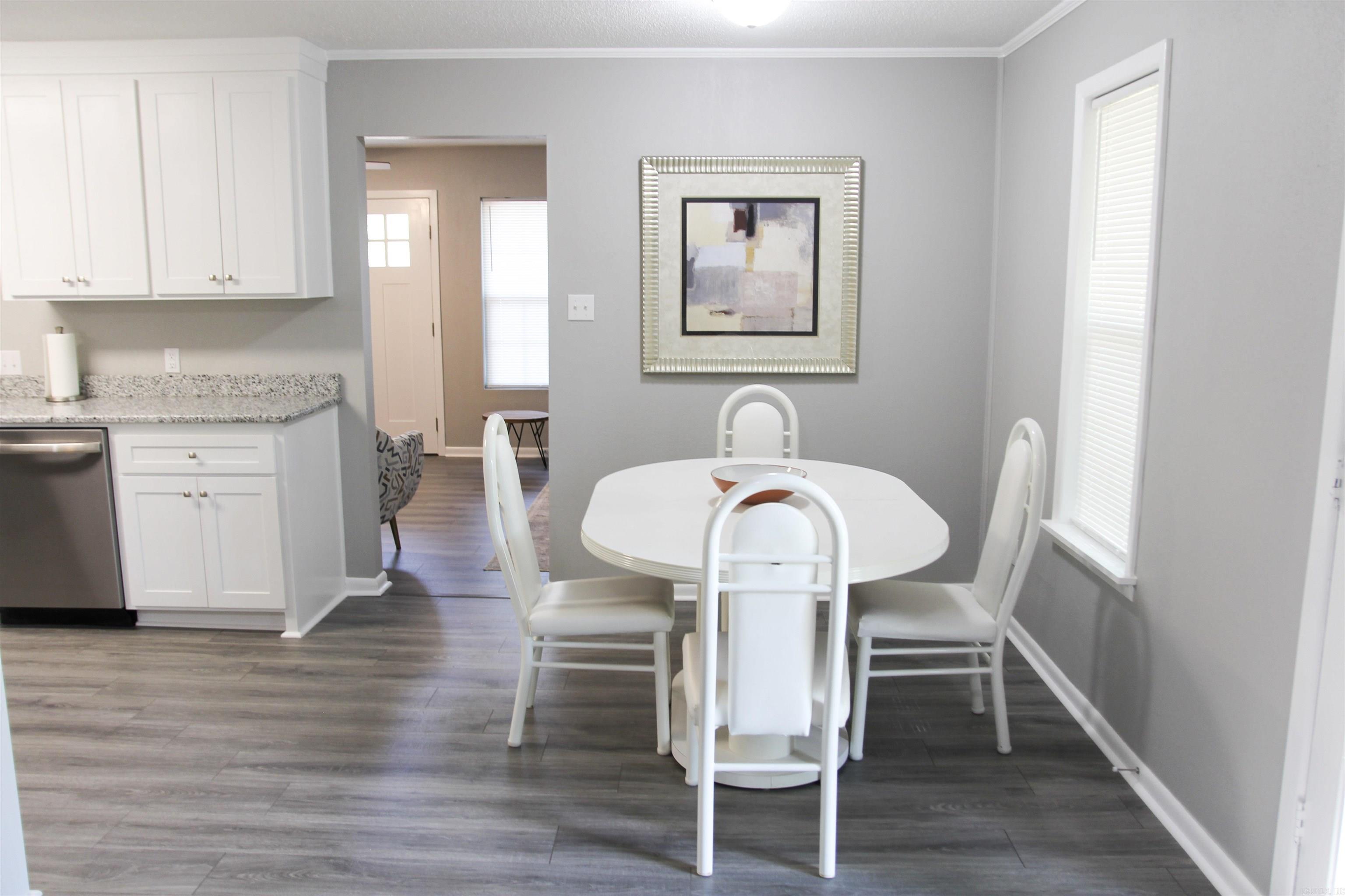 Lessel Estates - Residential Lease