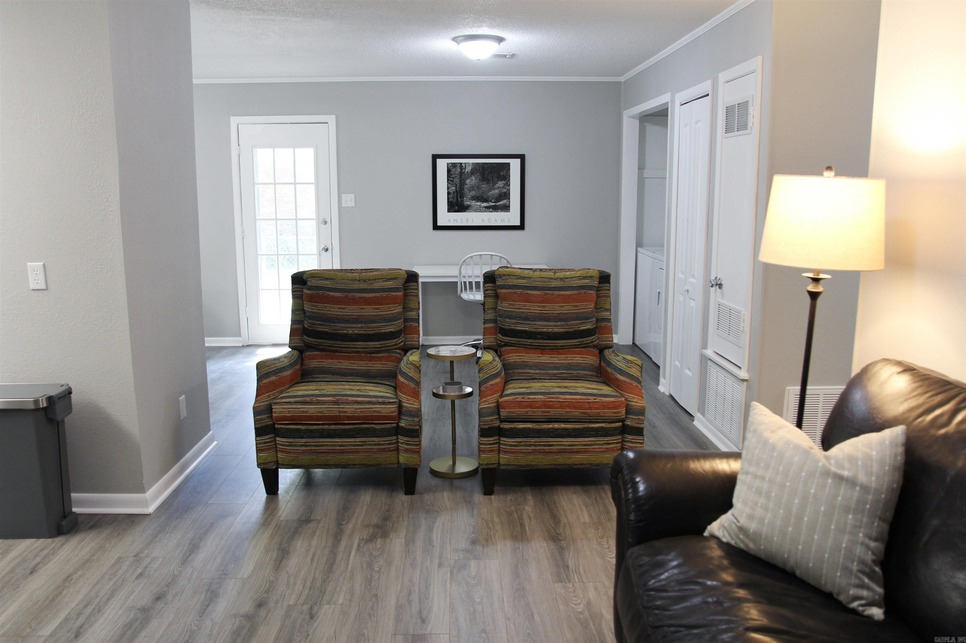 Lessel Estates - Residential Lease