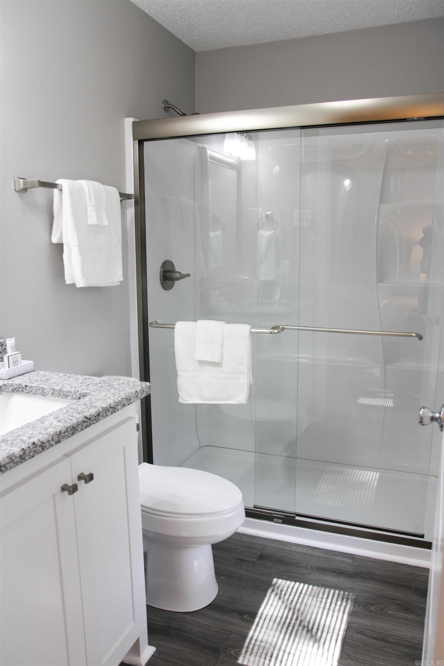 Lessel Estates - Residential Lease